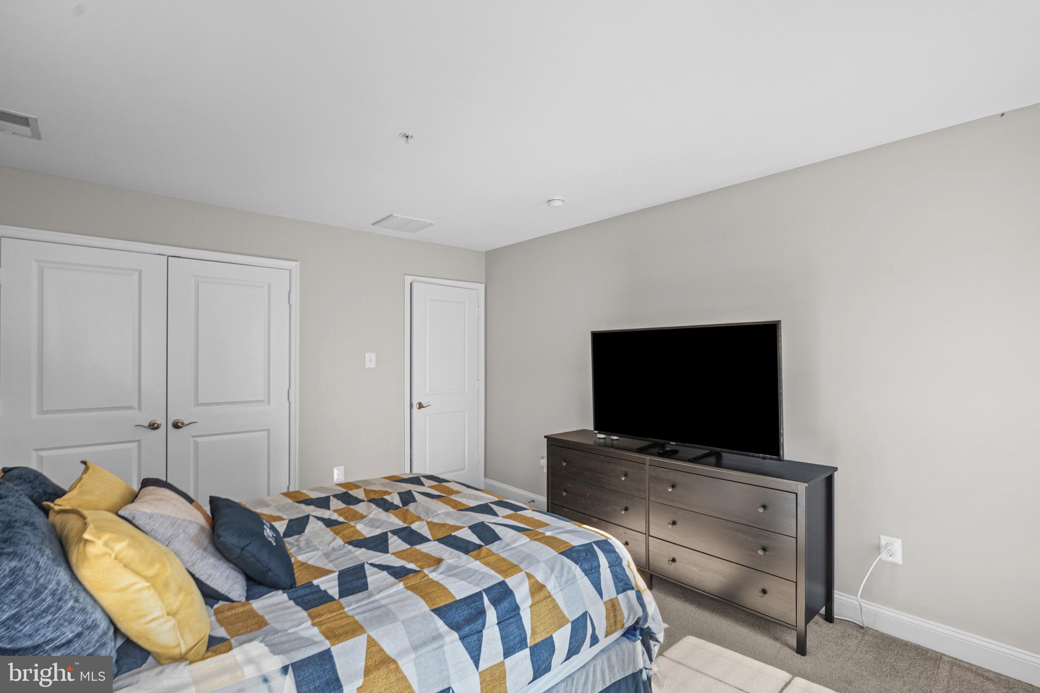 REISTERSTOWN - Residential