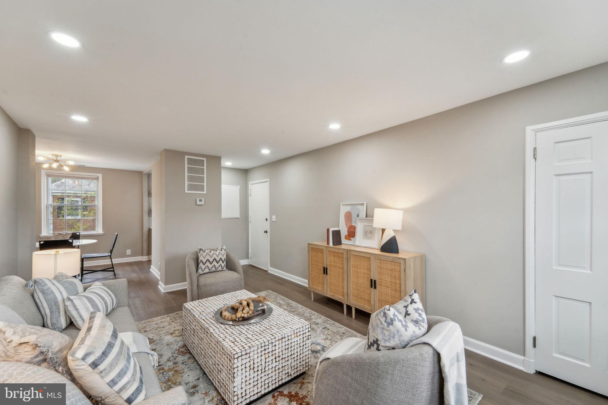 FAIRLINGTON ARBORS - Residential