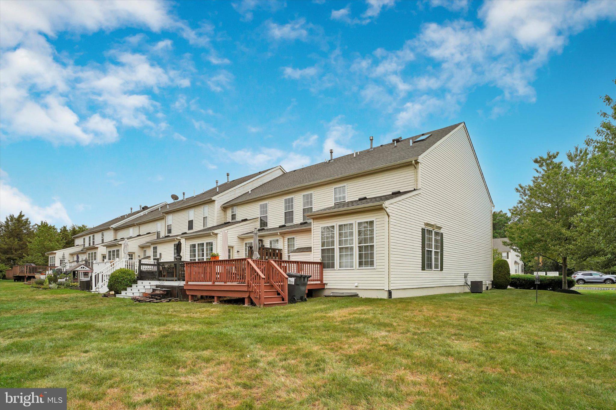 ORCHARD HILL - Residential