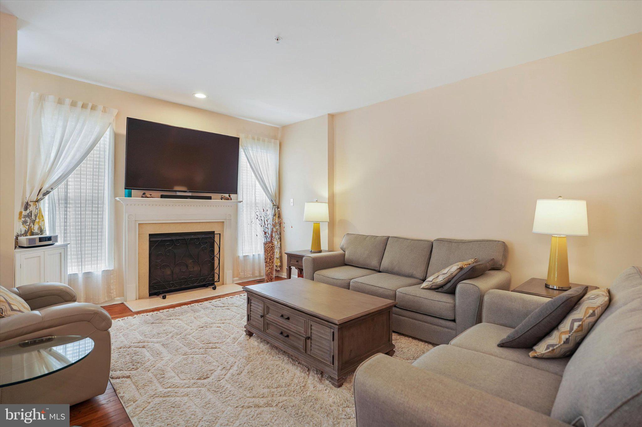 ORCHARD HILL - Residential