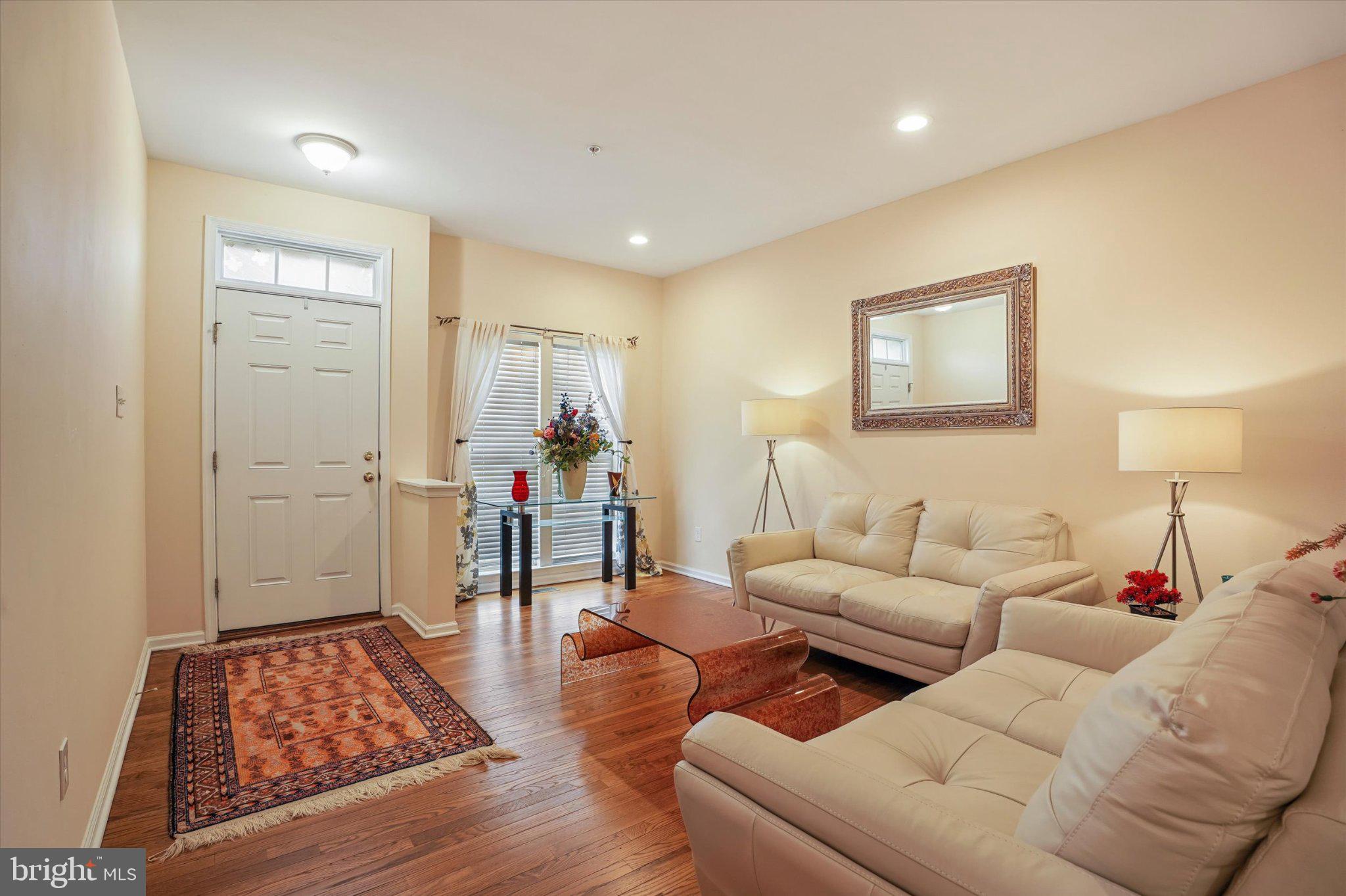 ORCHARD HILL - Residential