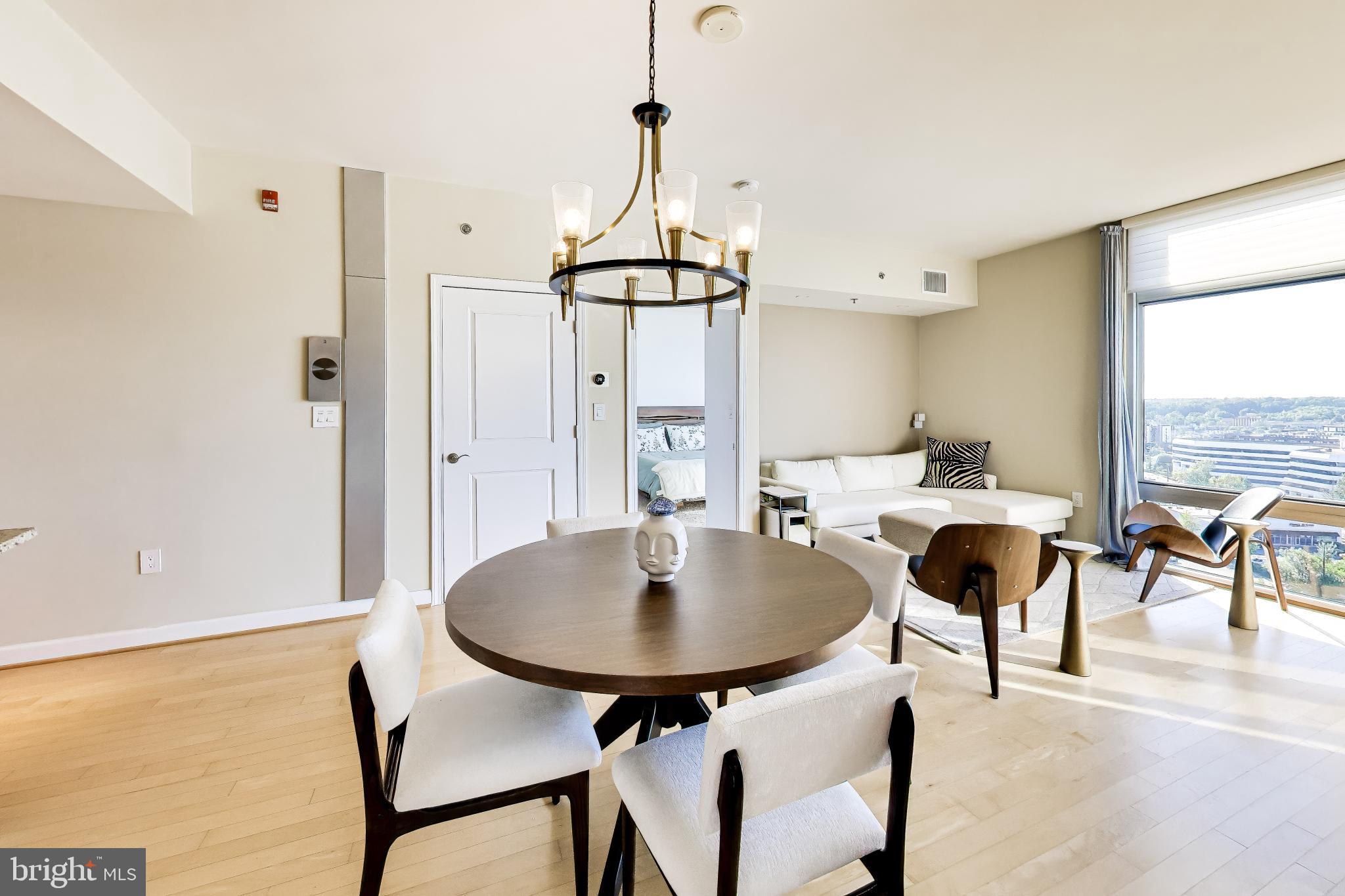 MIDTOWN BETHESDA NORTH - Residential