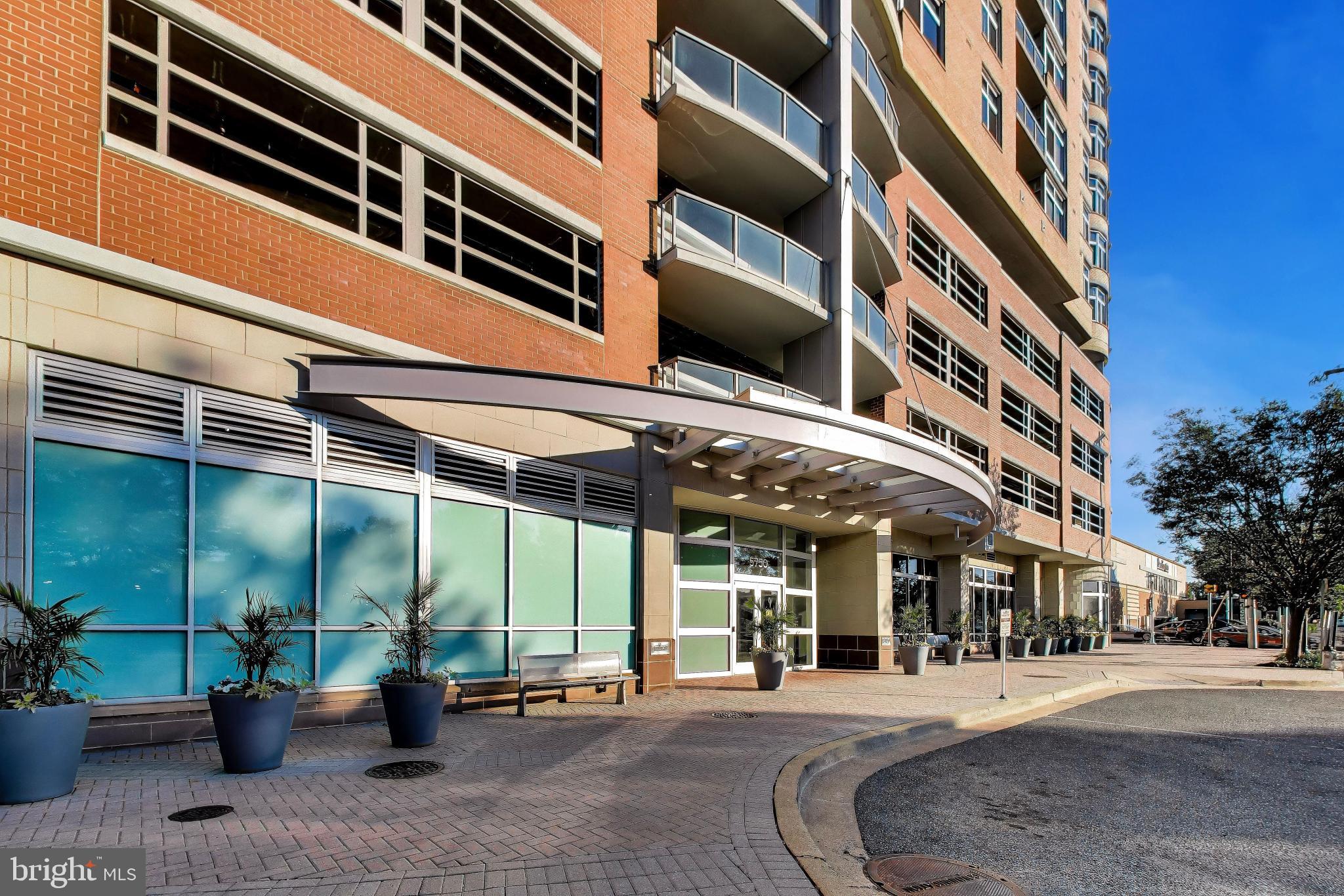MIDTOWN BETHESDA NORTH - Residential