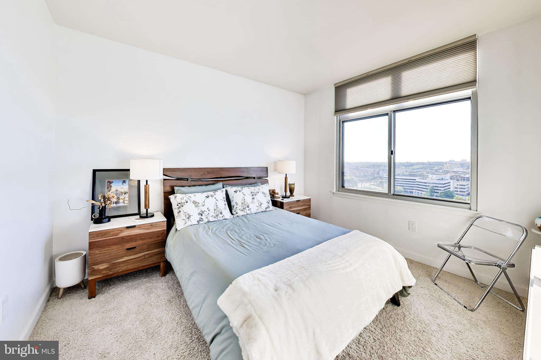 MIDTOWN BETHESDA NORTH - Residential