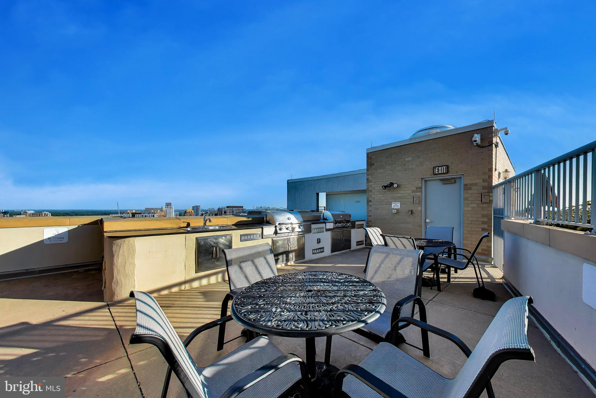 MIDTOWN BETHESDA NORTH - Residential