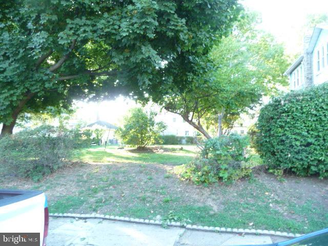 Rarely offered residential building lot located in a convenient Burholme location just south of Cottman Ave. Zoned RSA3 residential- Lot is 50'X111'  Philadelphia Zoning Code indicates that either a detached single family home or a set of twin homes can be built. Buyer must verify and confirm use and availability of utilities for hook up. Great location near public transportation and shopping.