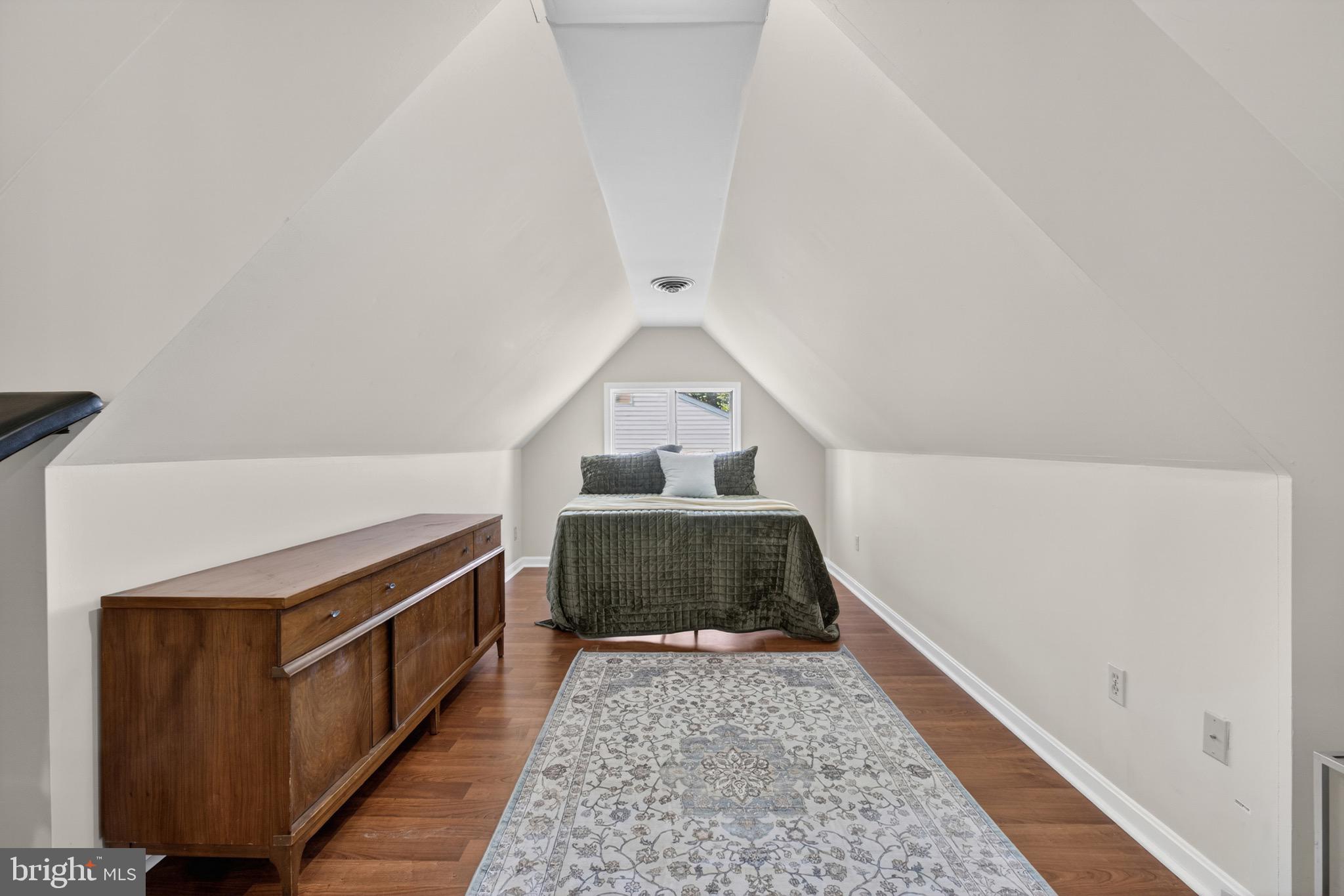 CLOVERFIELDS - Residential