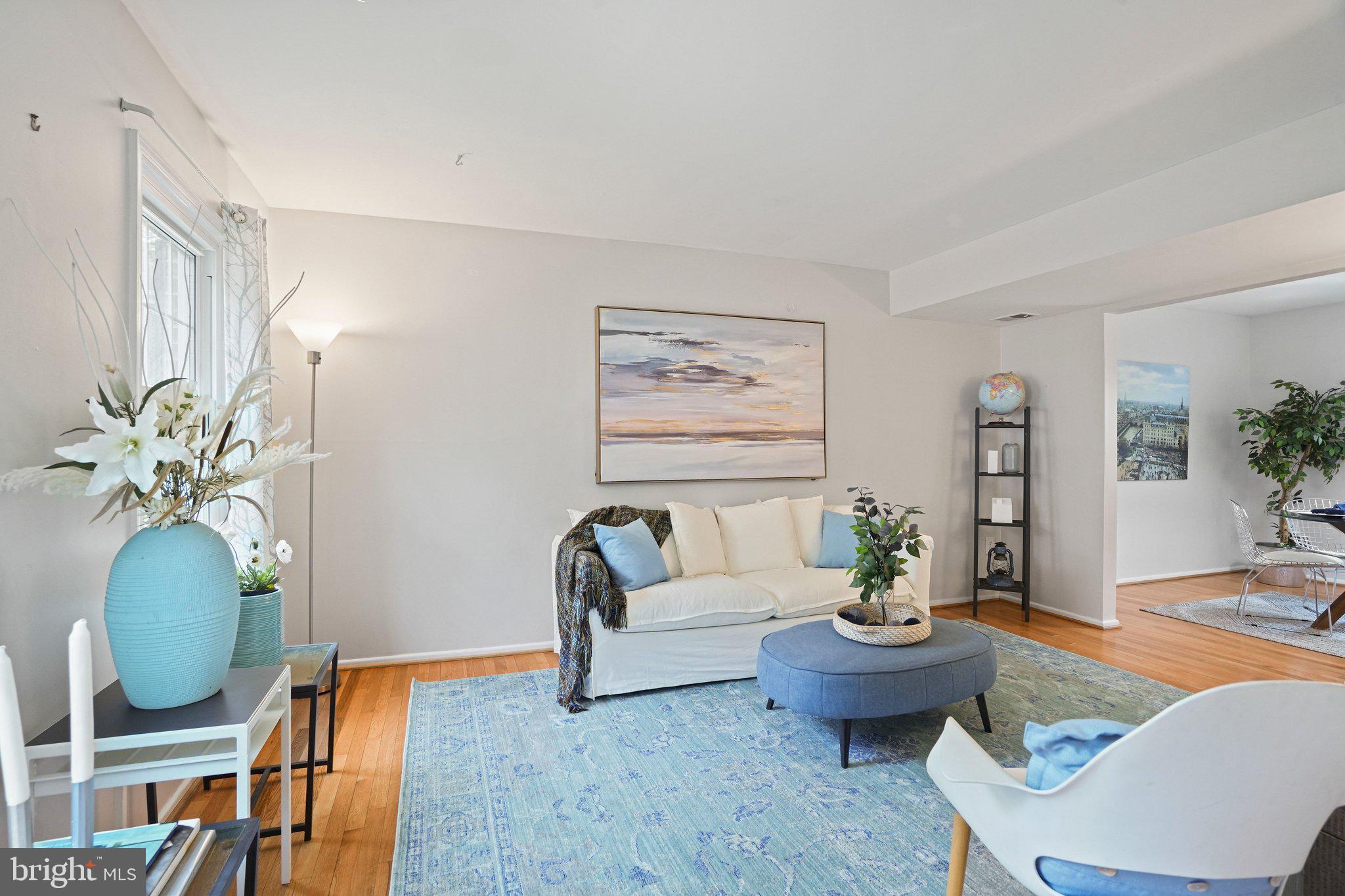 ROCKSHIRE TOWNHOMES - Residential