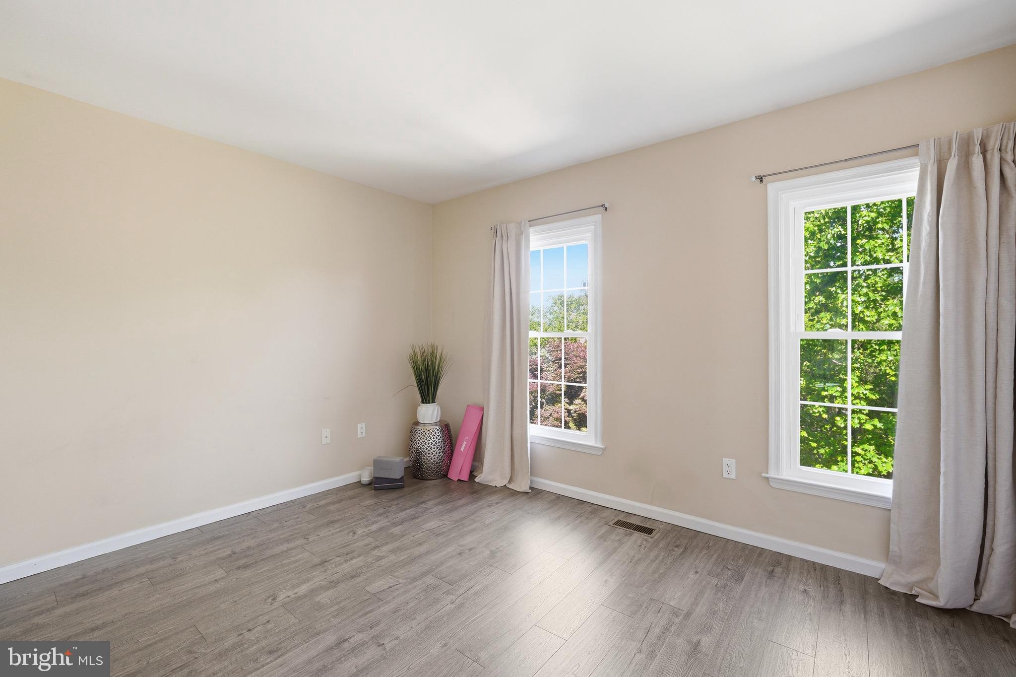 ASPENWOOD - Residential