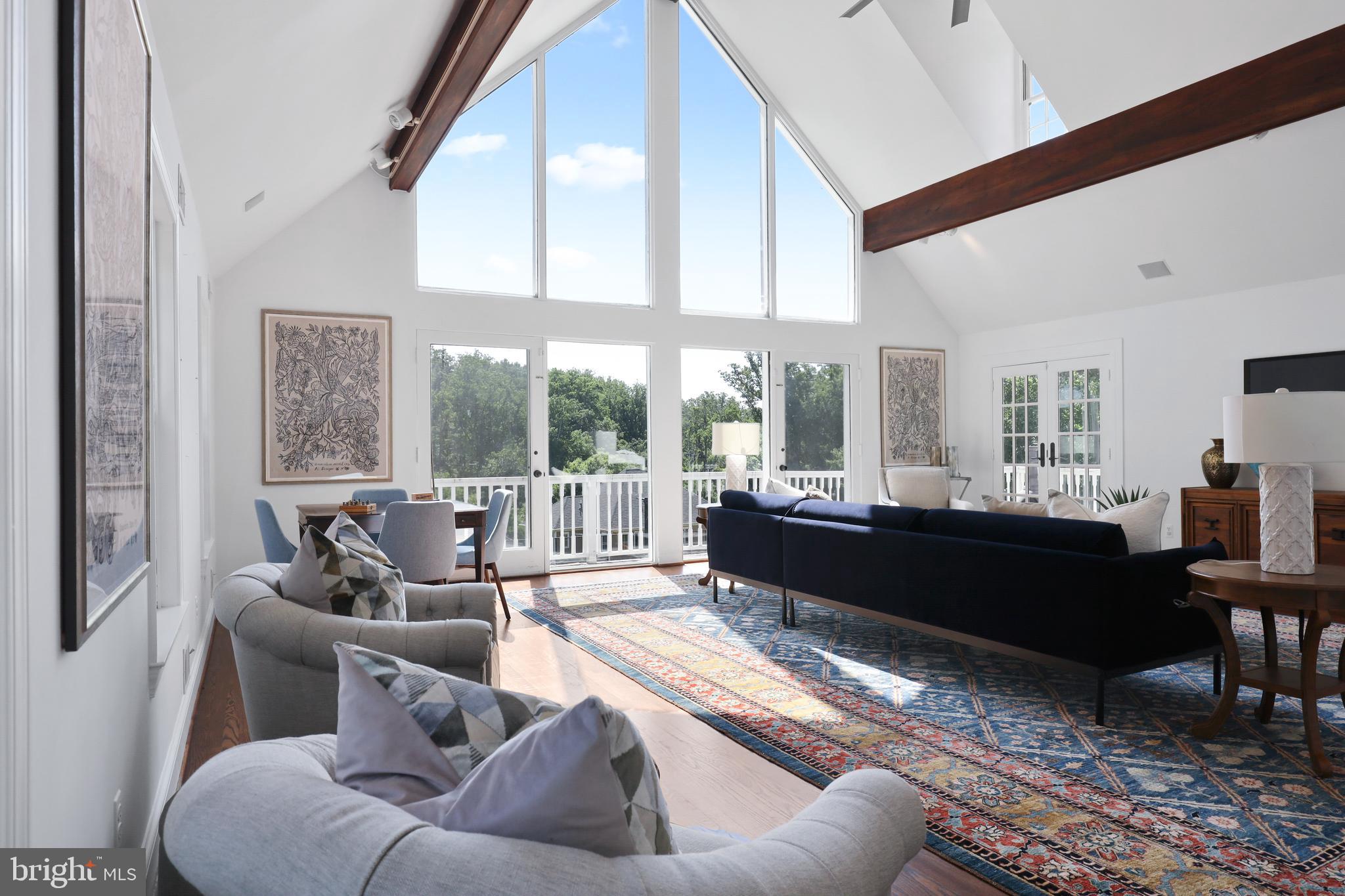 HELMSLEY COURT - Residential