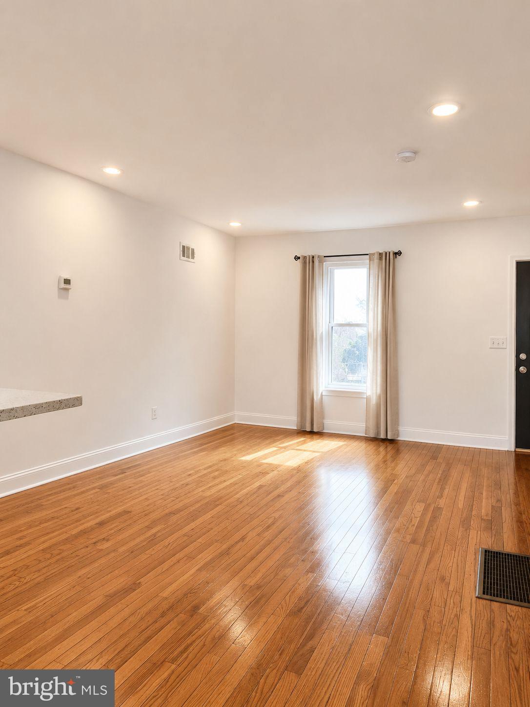 COBBS CREEK - Residential