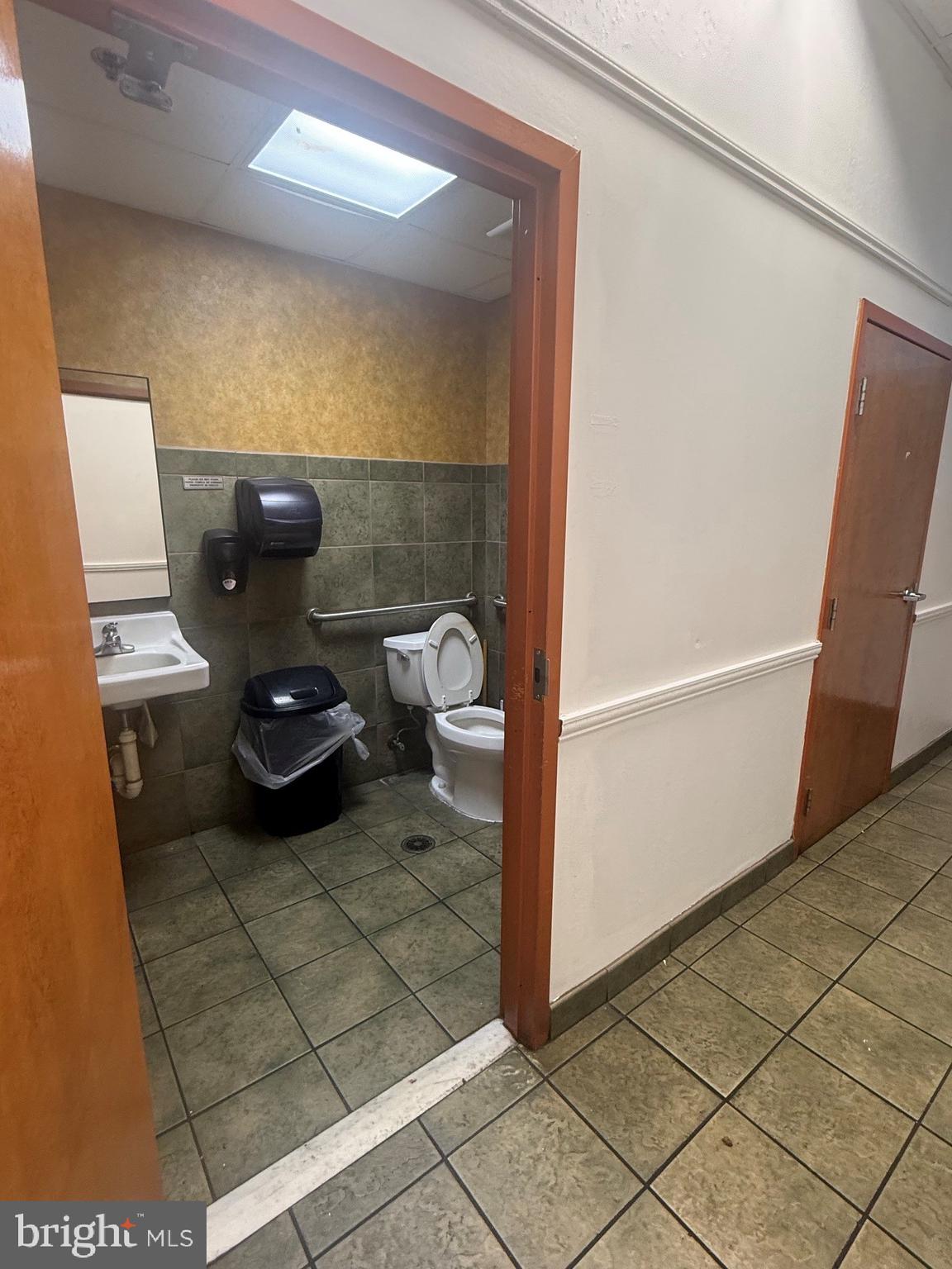 NONE AVAILABLE - Commercial Lease