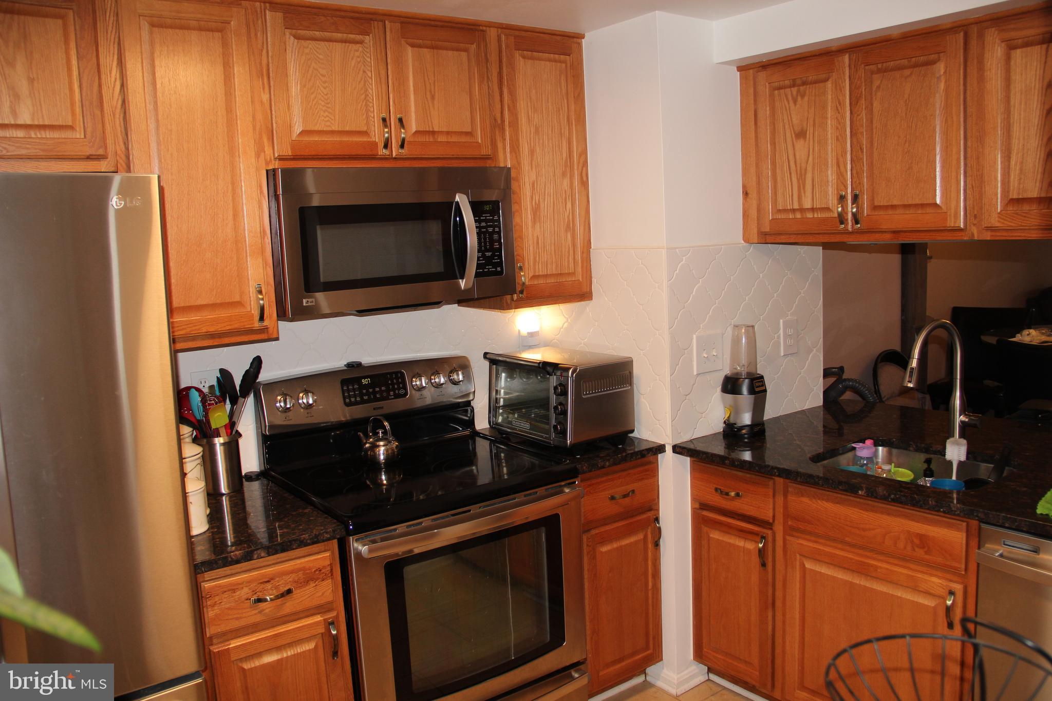 ESSEX PLACE - Residential