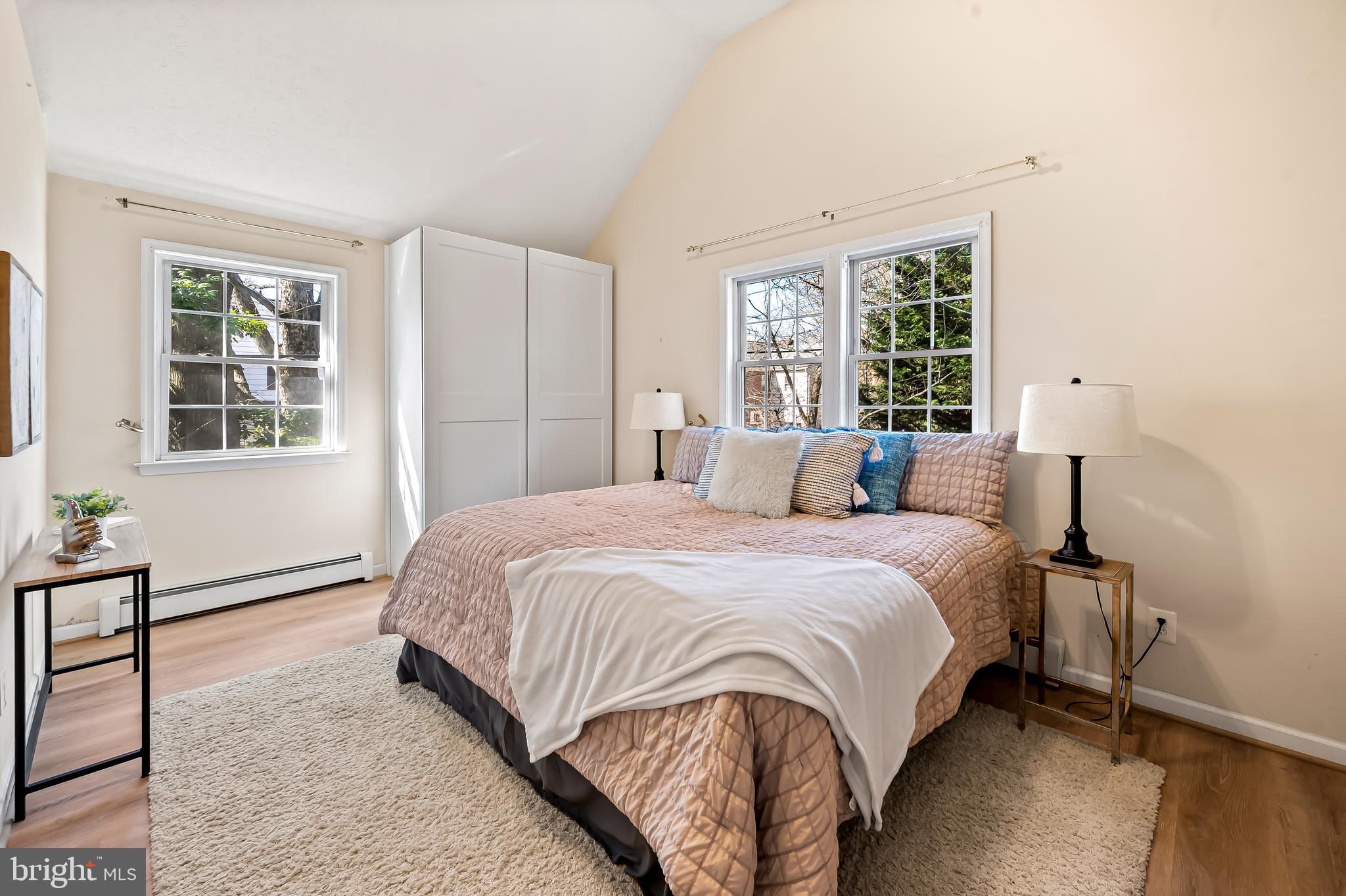 STONELEIGH - Residential