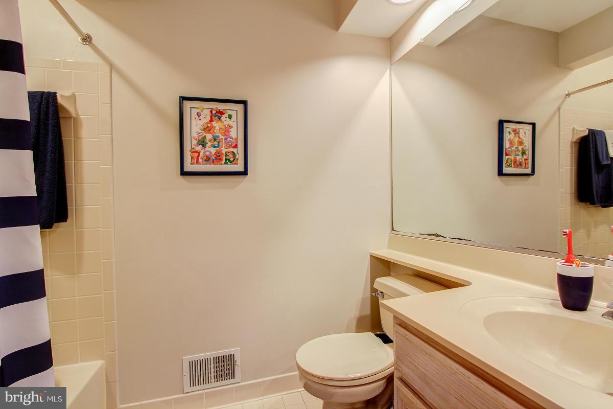 GERMANTOWN ESTATES - Residential