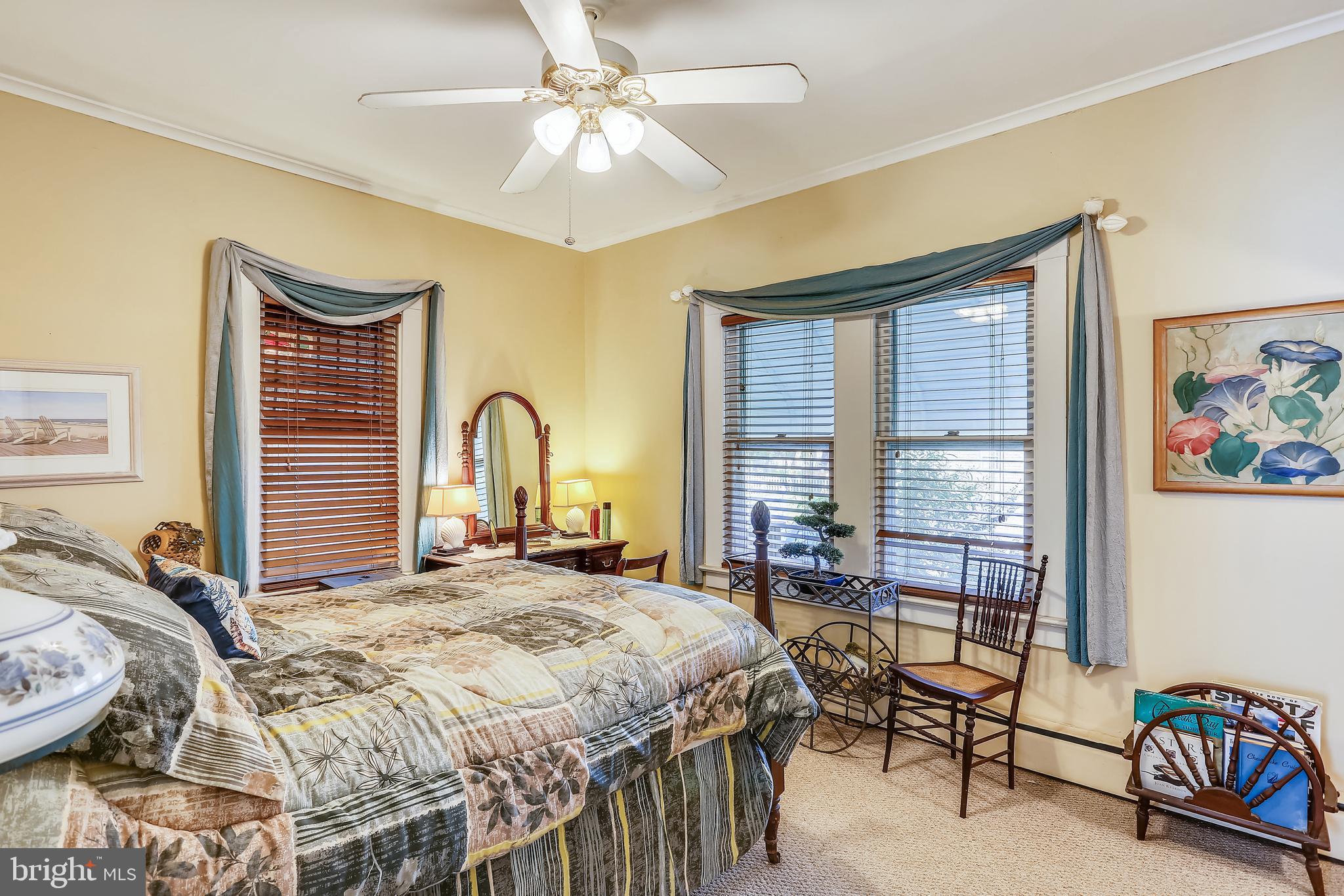 SHADY SIDE - Commercial Sale