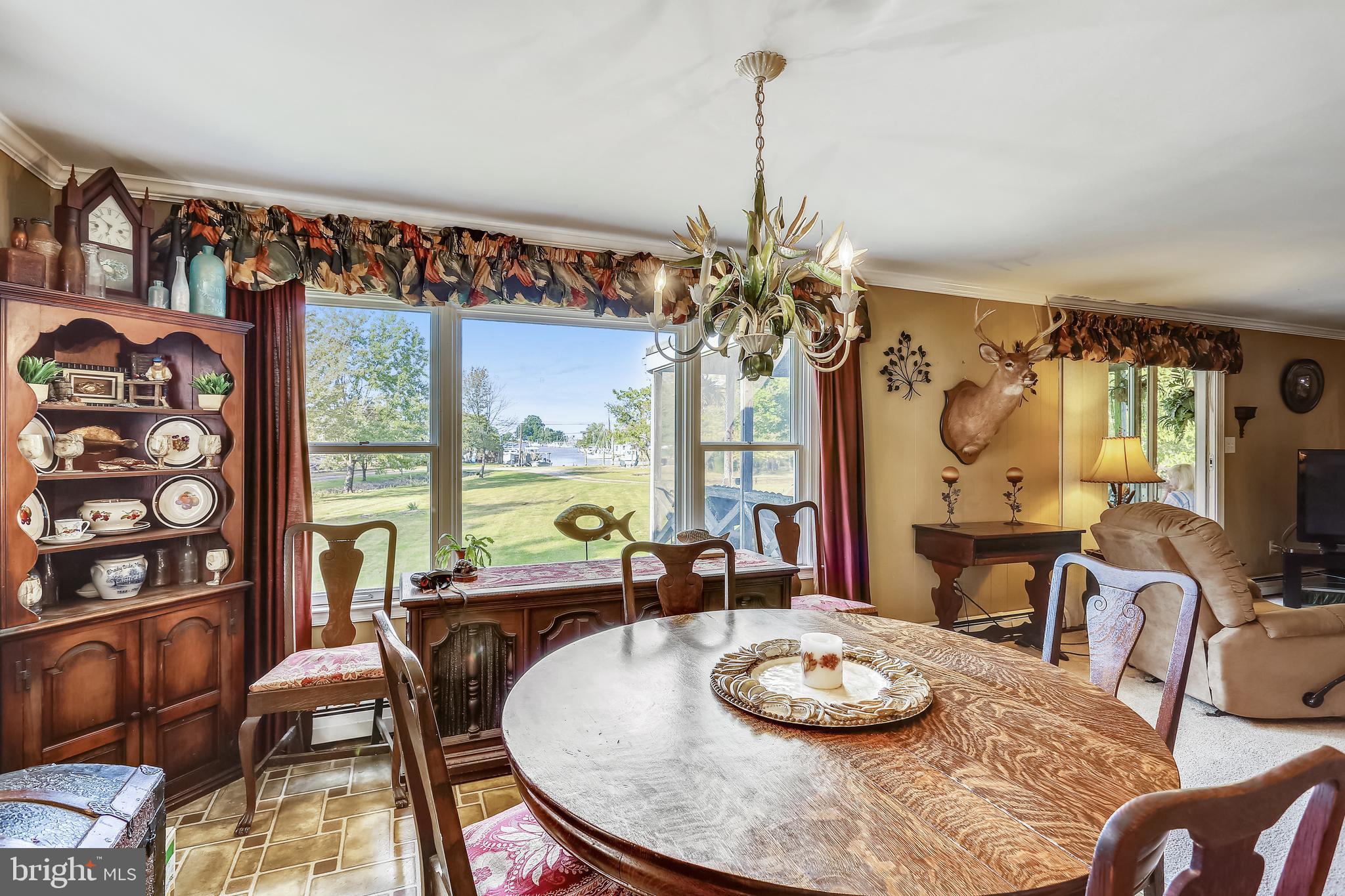 SHADY SIDE - Commercial Sale