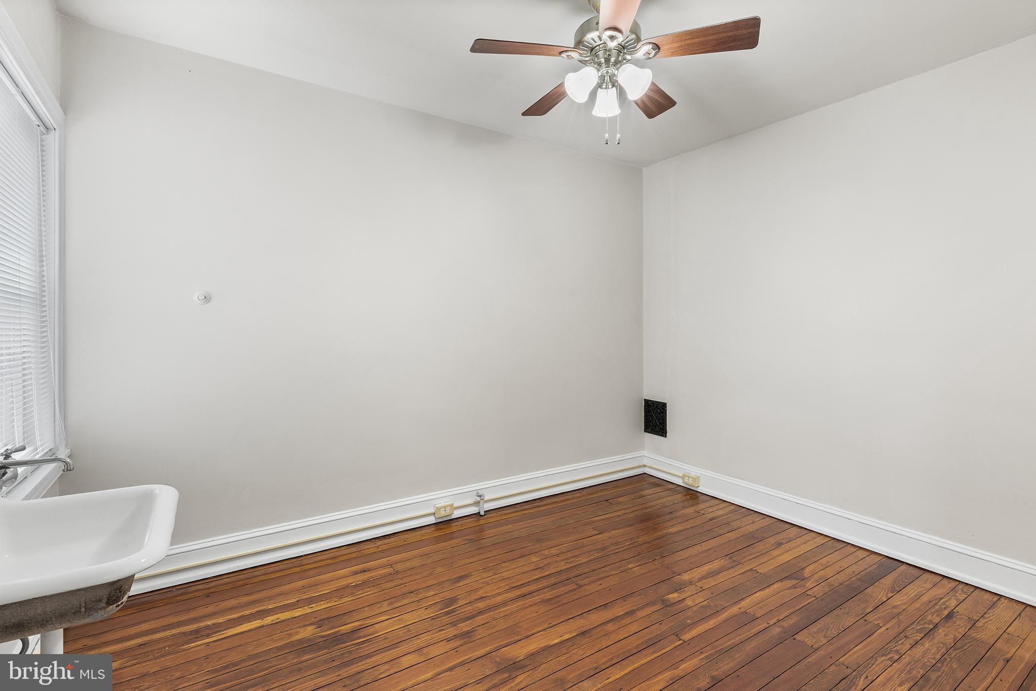 MANTUA - Residential