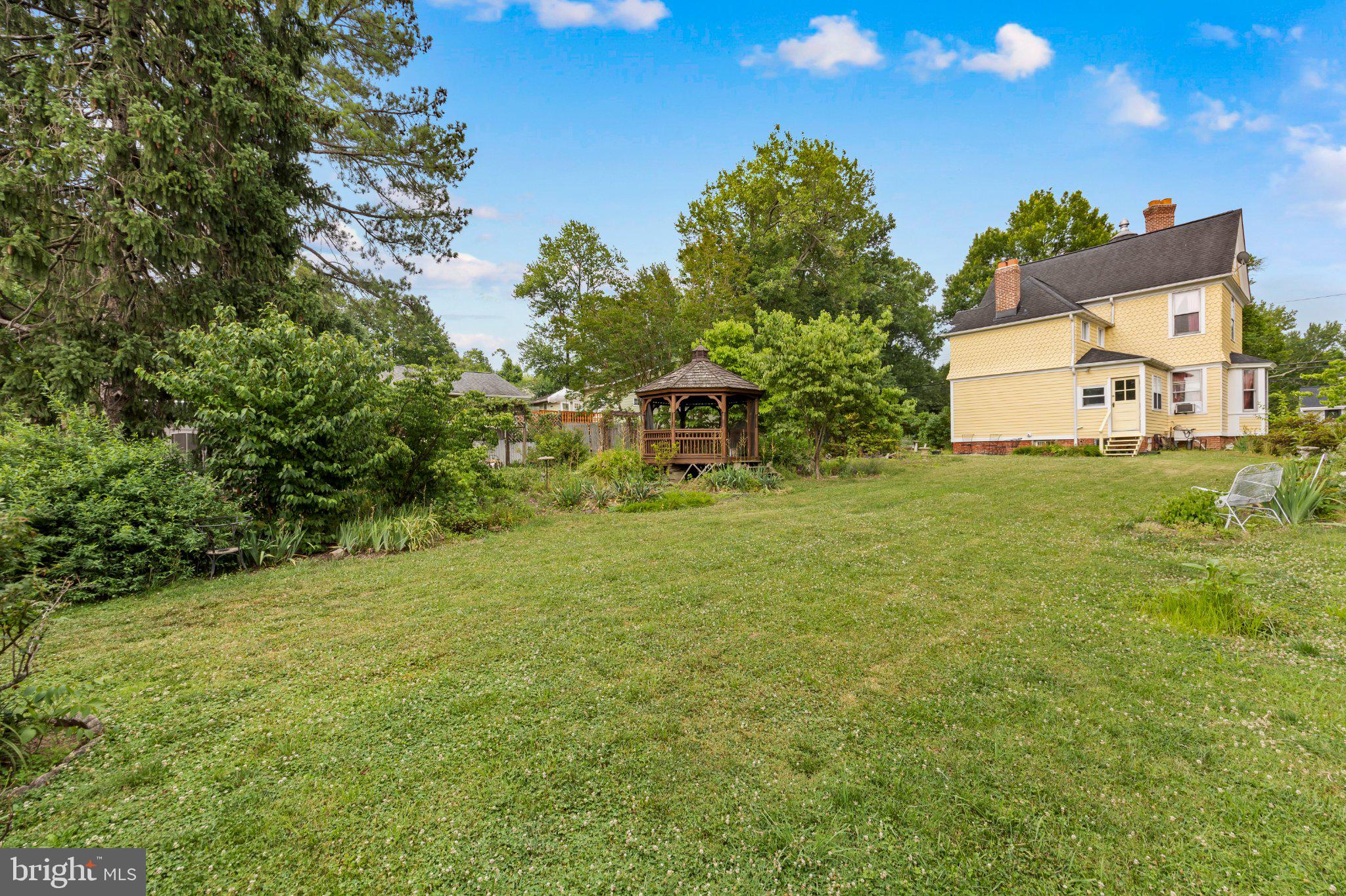 BERWYN HEIGHTS - Residential
