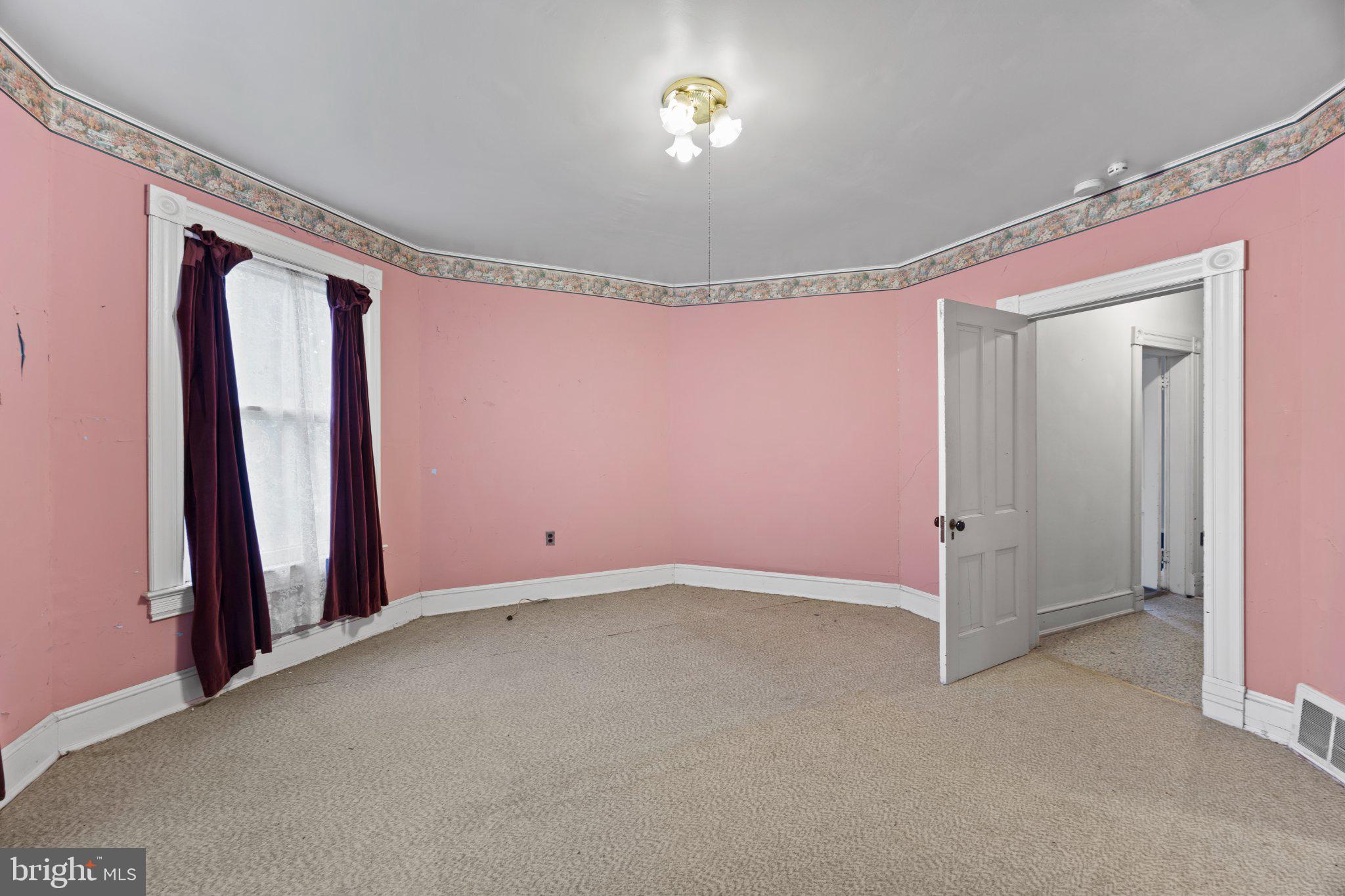 BERWYN HEIGHTS - Residential