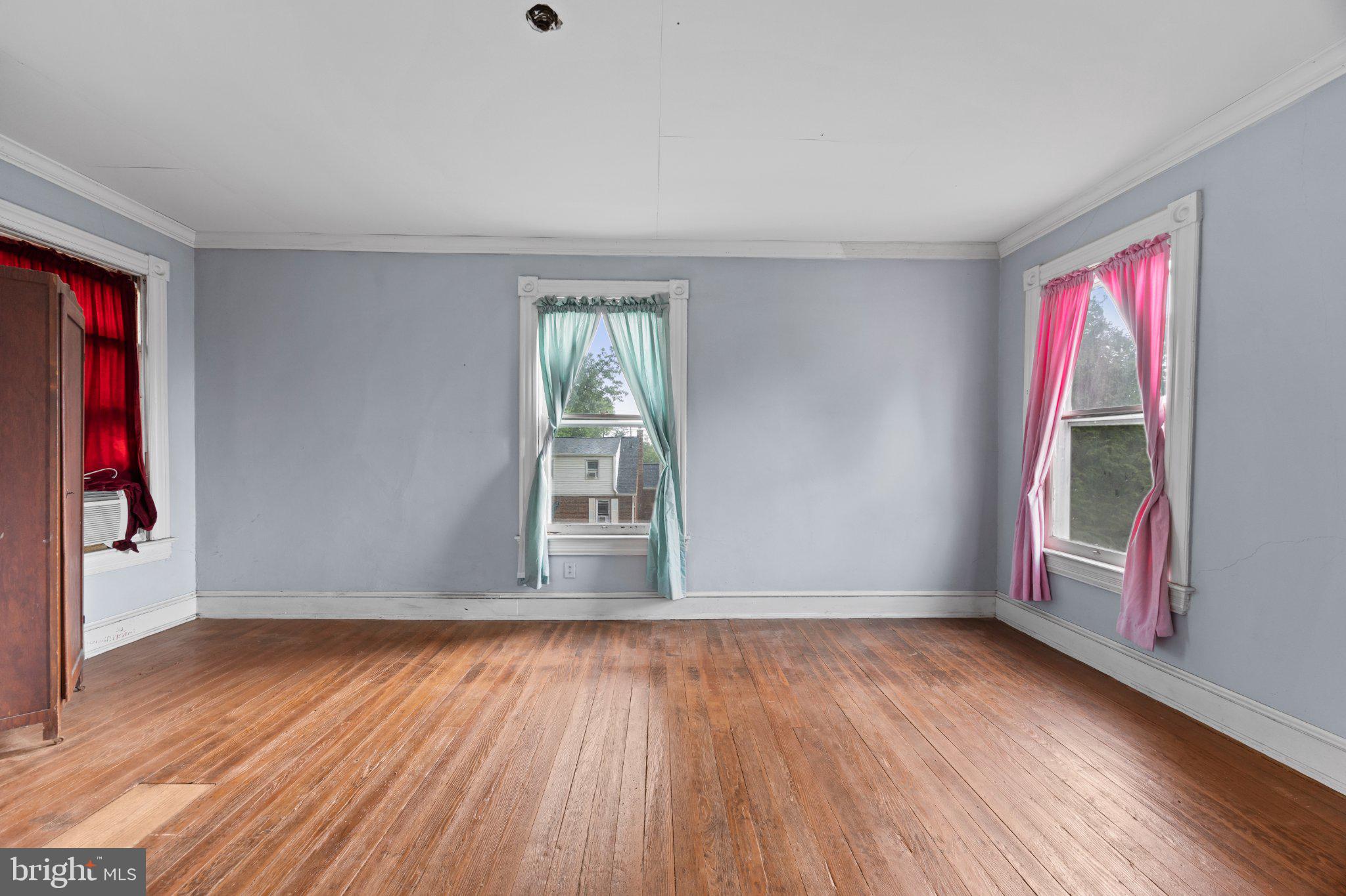 BERWYN HEIGHTS - Residential