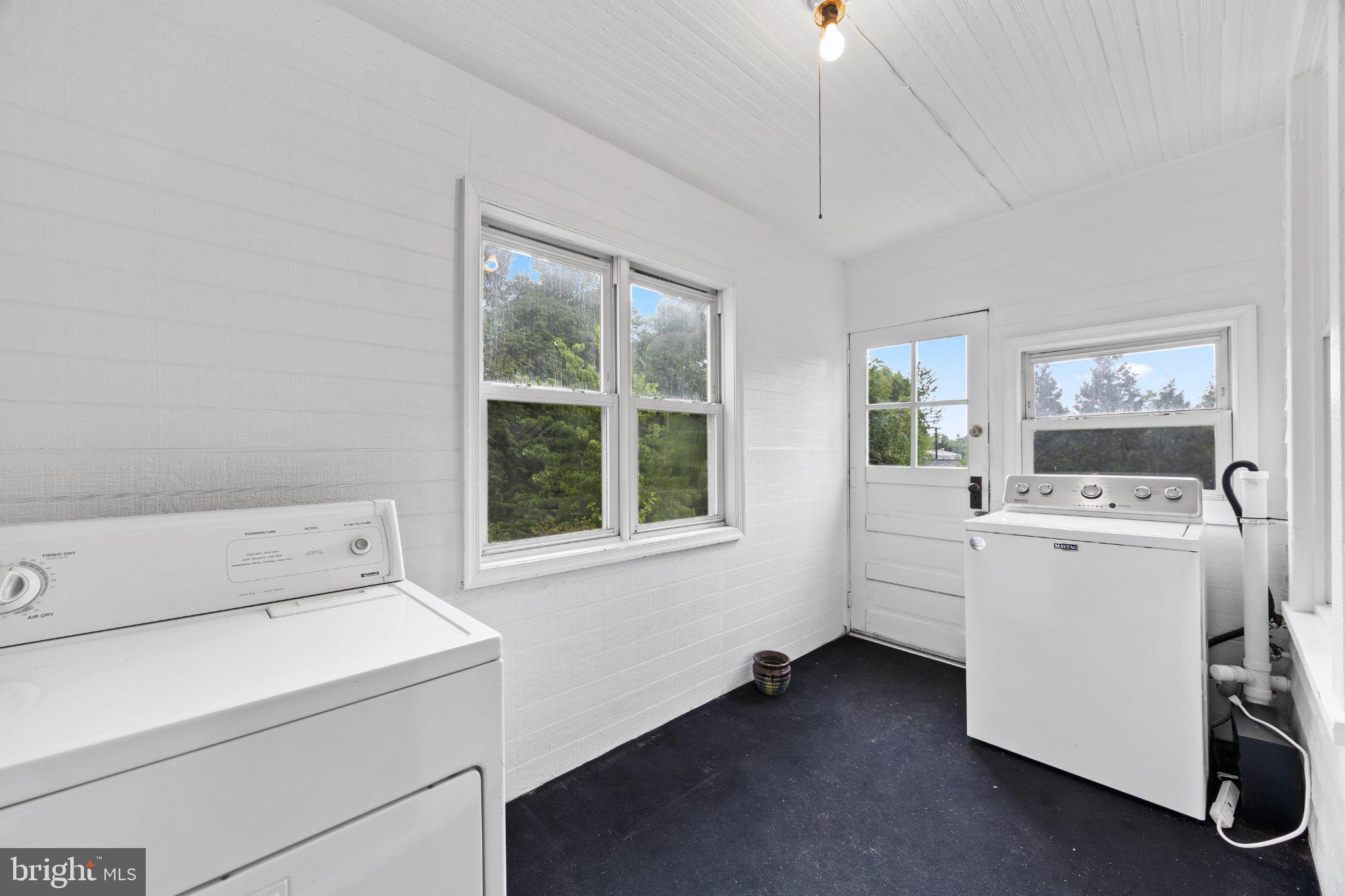 BERWYN HEIGHTS - Residential