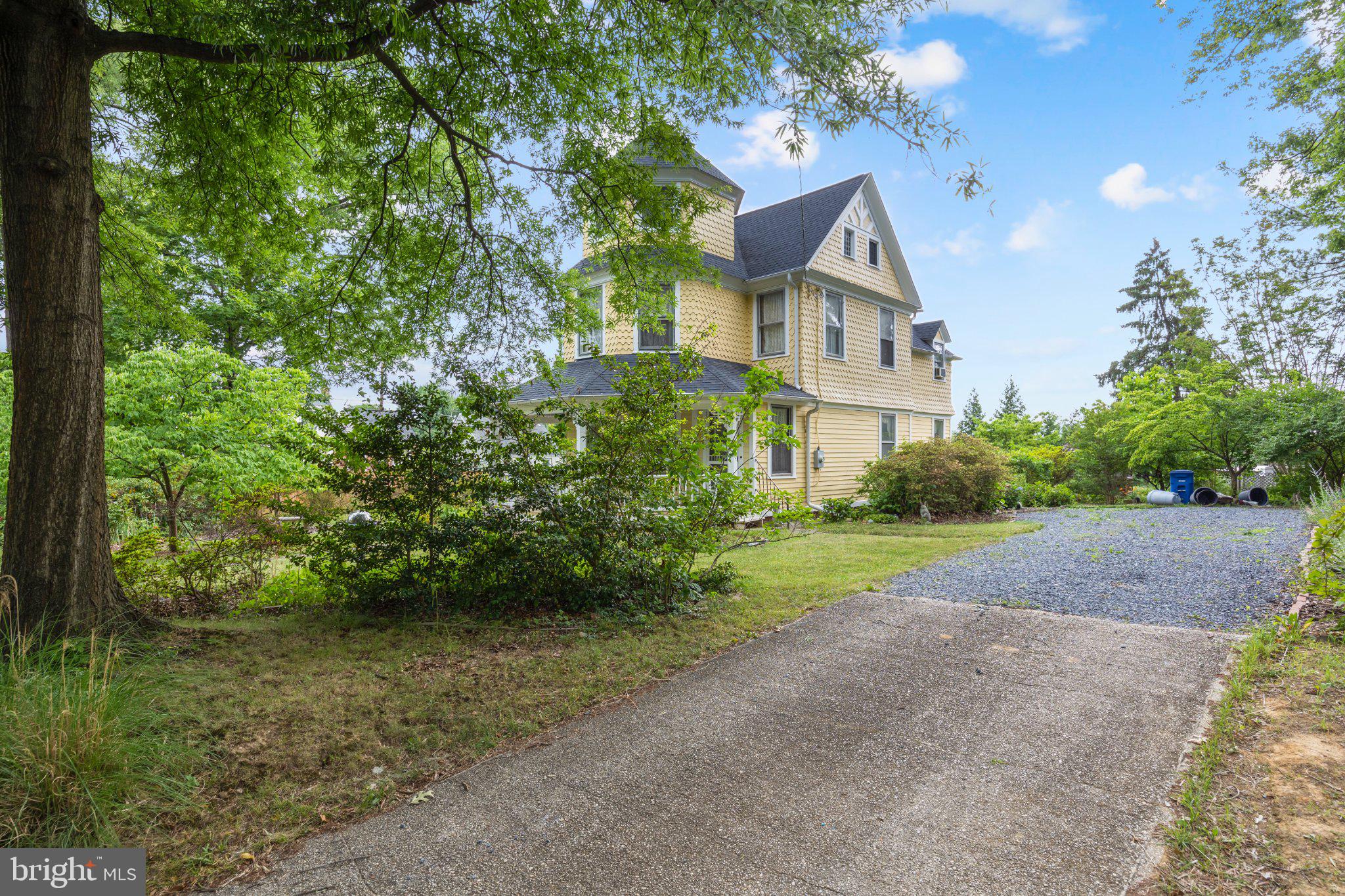 BERWYN HEIGHTS - Residential