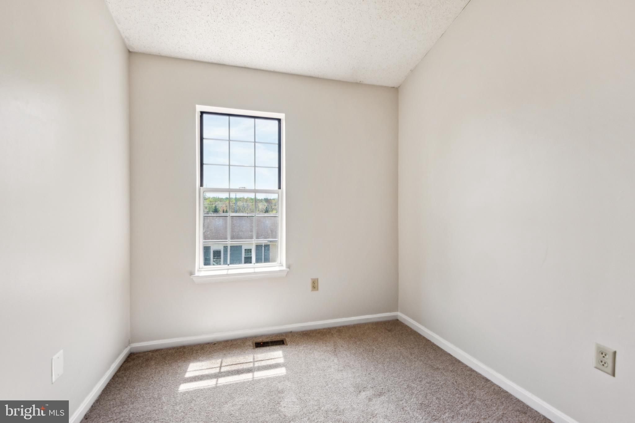 ENTERPRISE KNOLLS-PLAT S - Residential