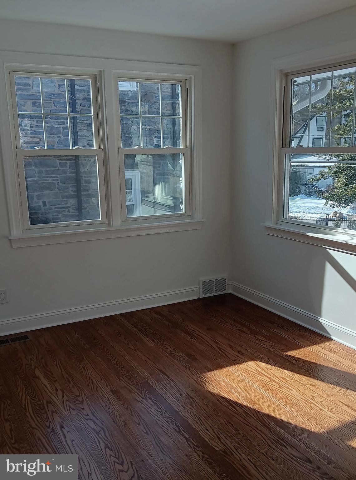 PENN WYNNE - Residential