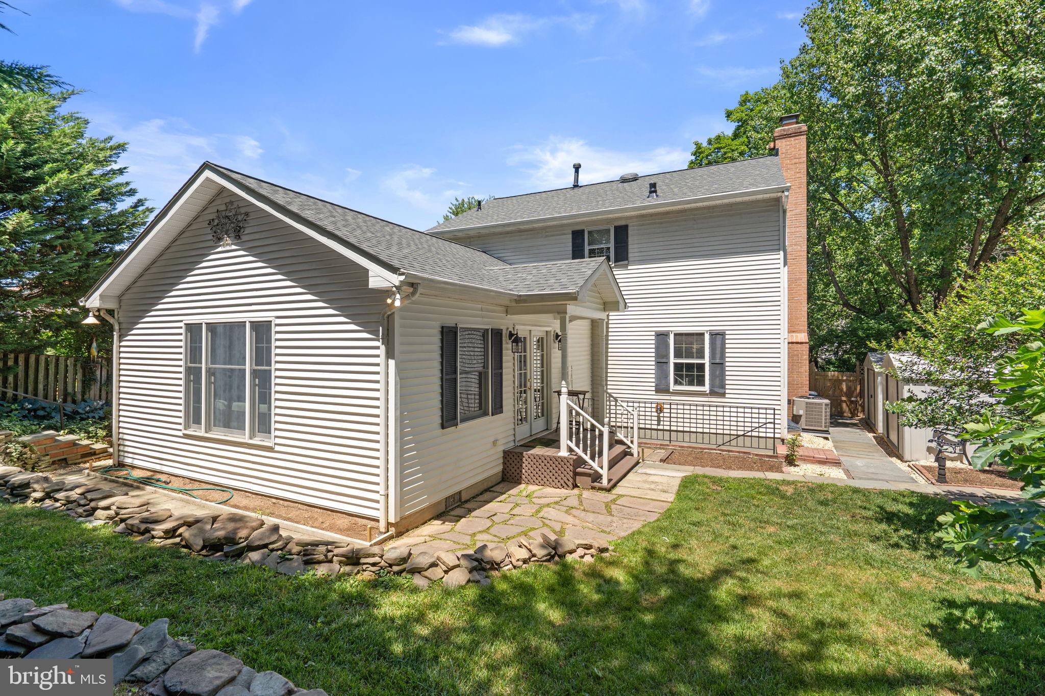 WOODSIDE PARK - Residential