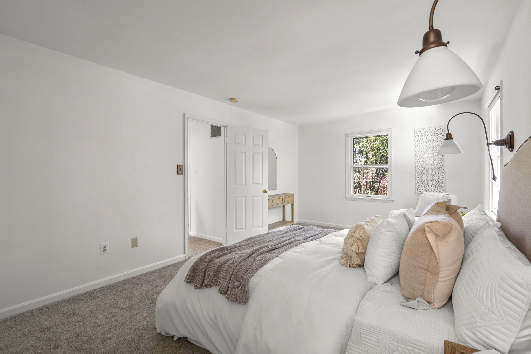 WOODSIDE PARK - Residential