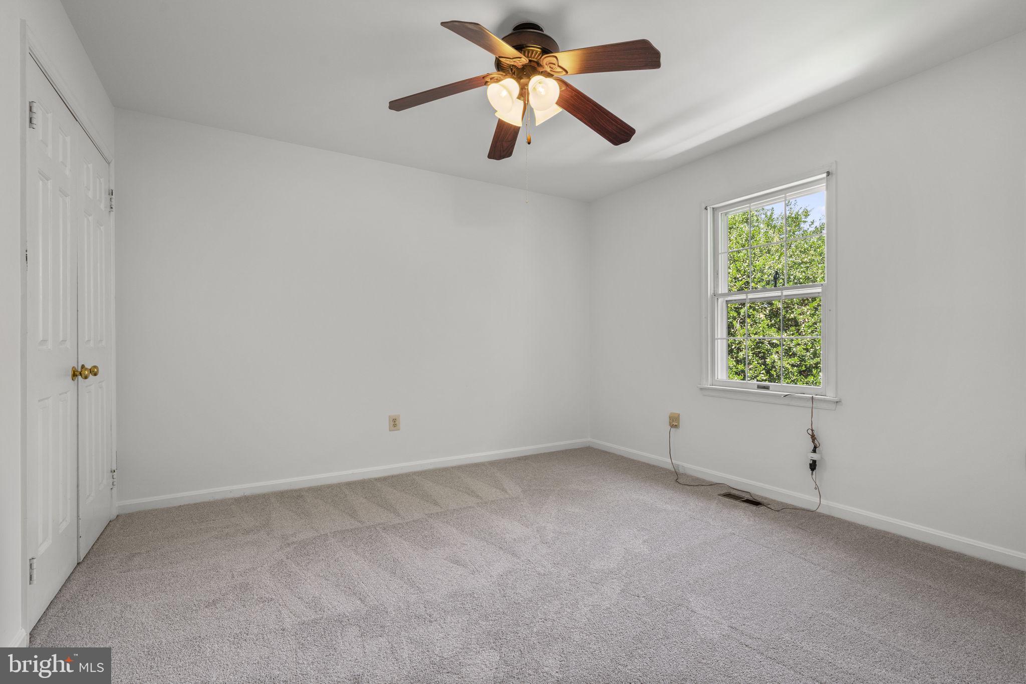 WOODSIDE PARK - Residential