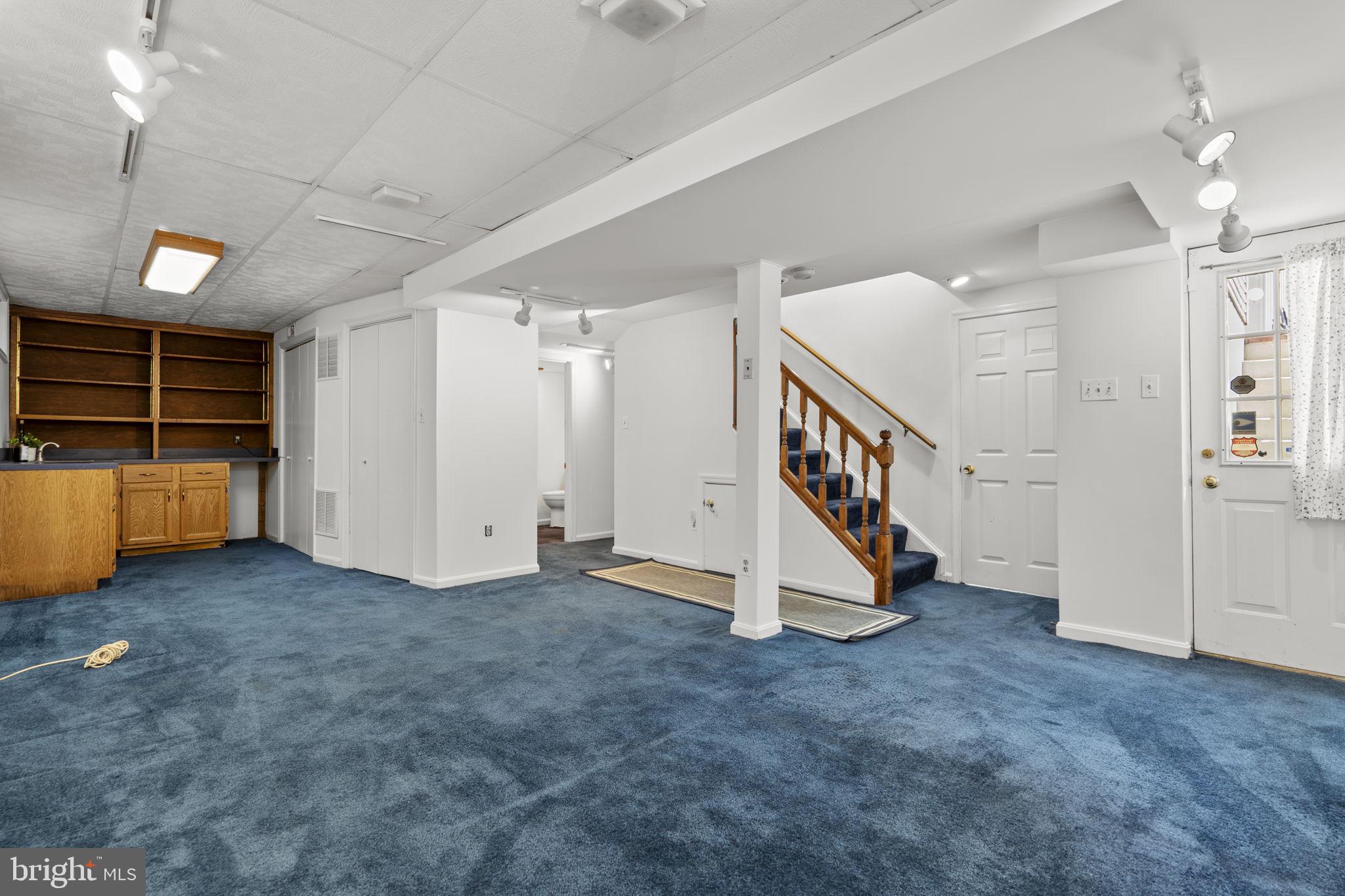 WOODSIDE PARK - Residential