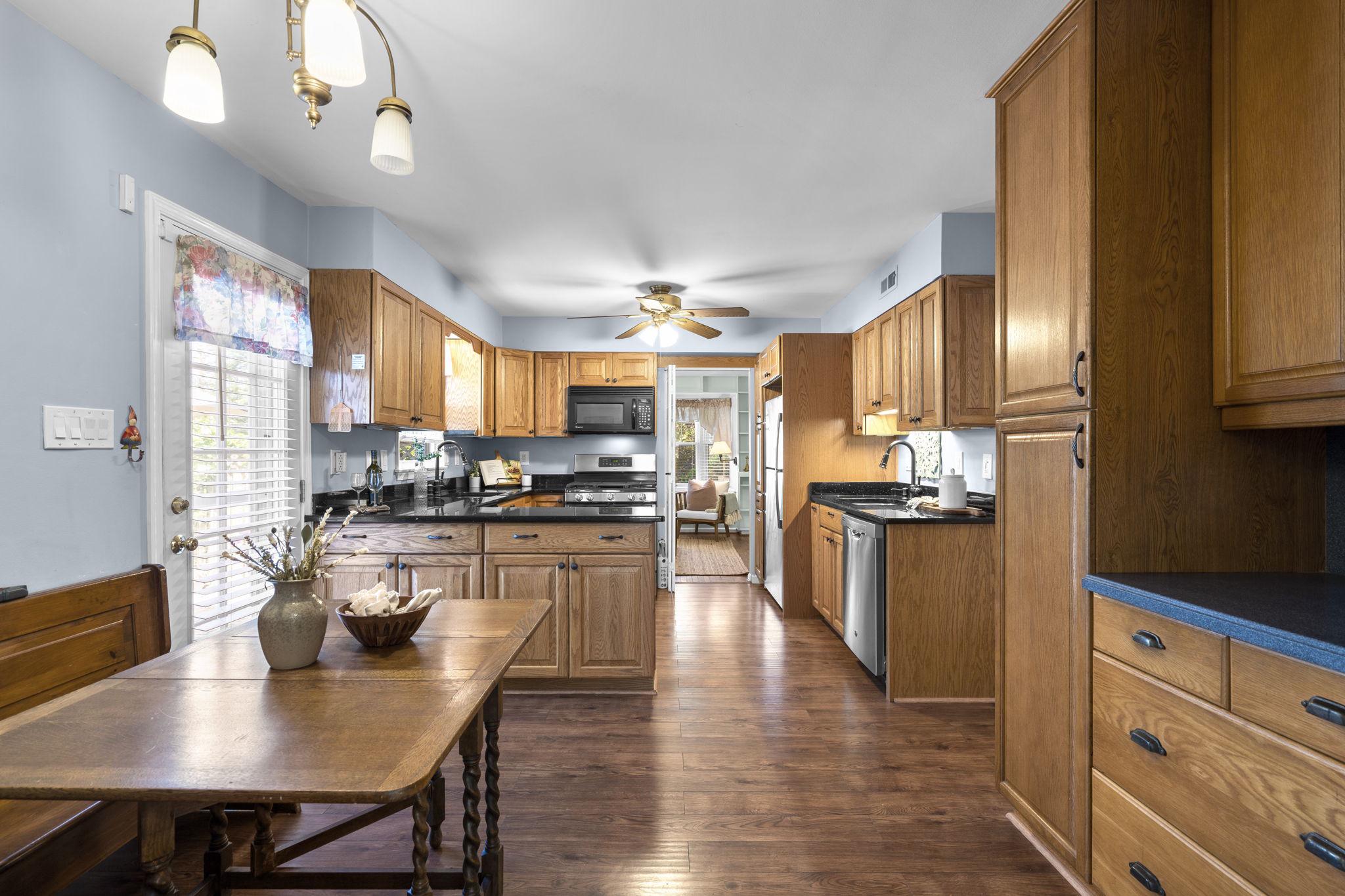 WOODSIDE PARK - Residential