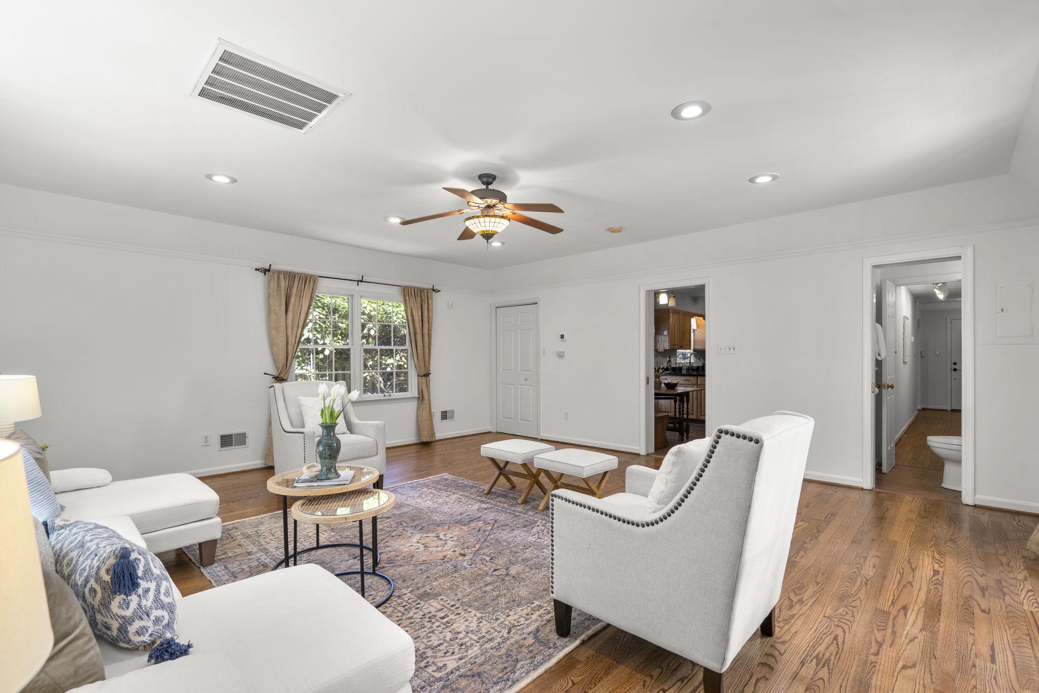WOODSIDE PARK - Residential