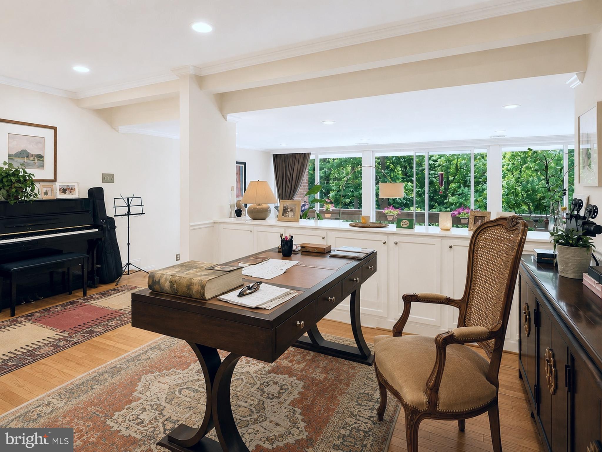 SUMNER VILLAGE - Residential