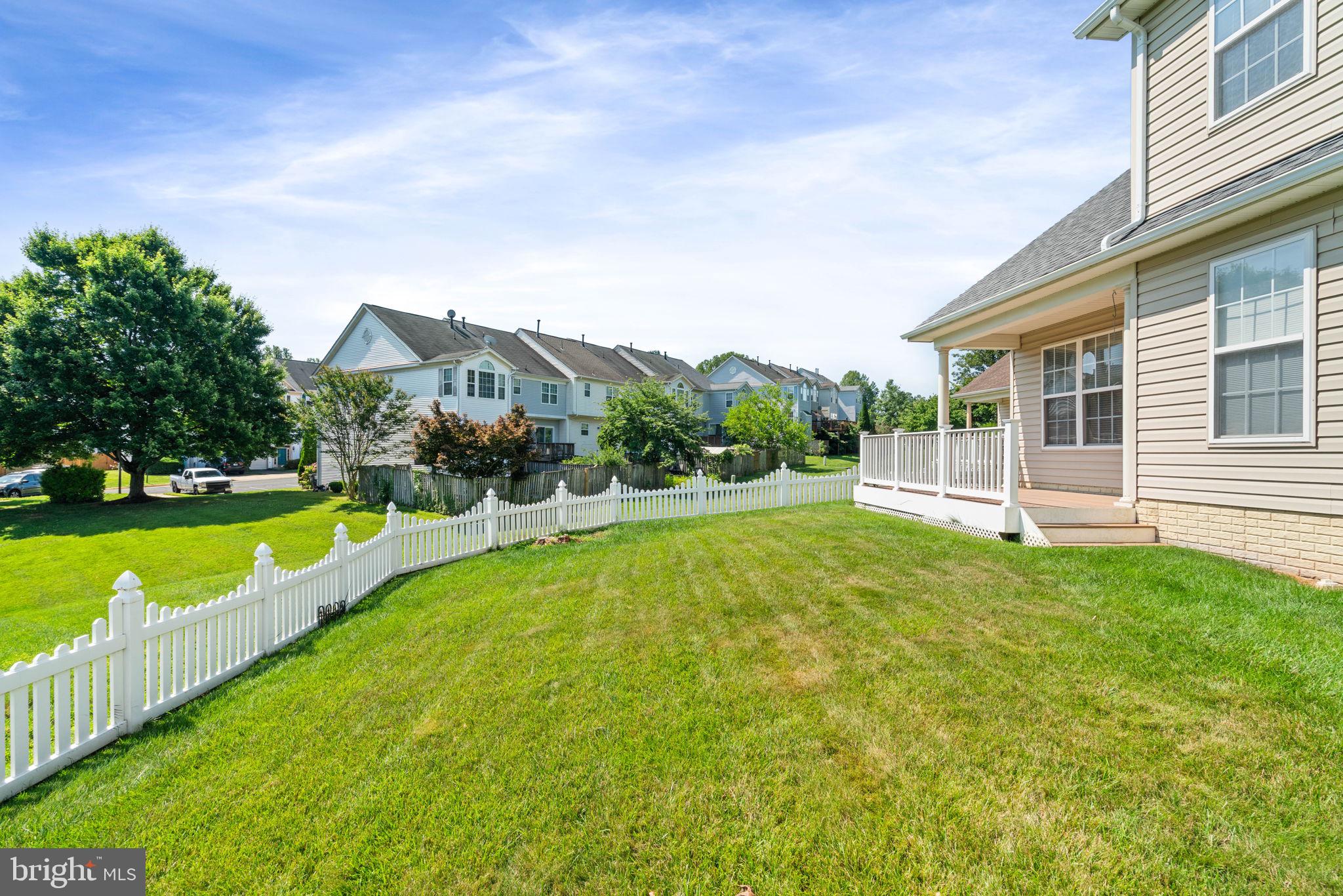 BLOOMS CROSSING - Residential