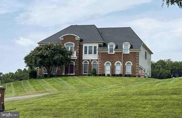 Great Opportunity to own this single-family home built in 2005 featuring 5 bedrooms and 4.5 bathrooms.  ***SPECIAL NOTES: (1) This is a CASH ONLY transaction. (2) Seller to pay Taxes, HOA, and Municipal/Utility Liens. (3) Please read the Auction disclaimers carefully before placing a bid or submitting an offer. ***