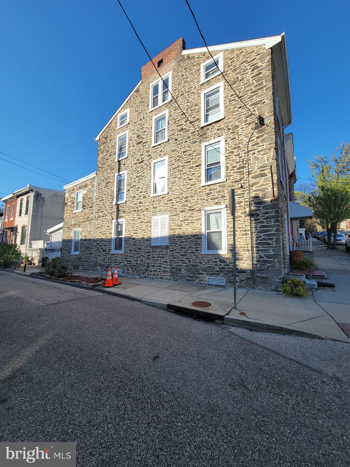 MANAYUNK - Residential