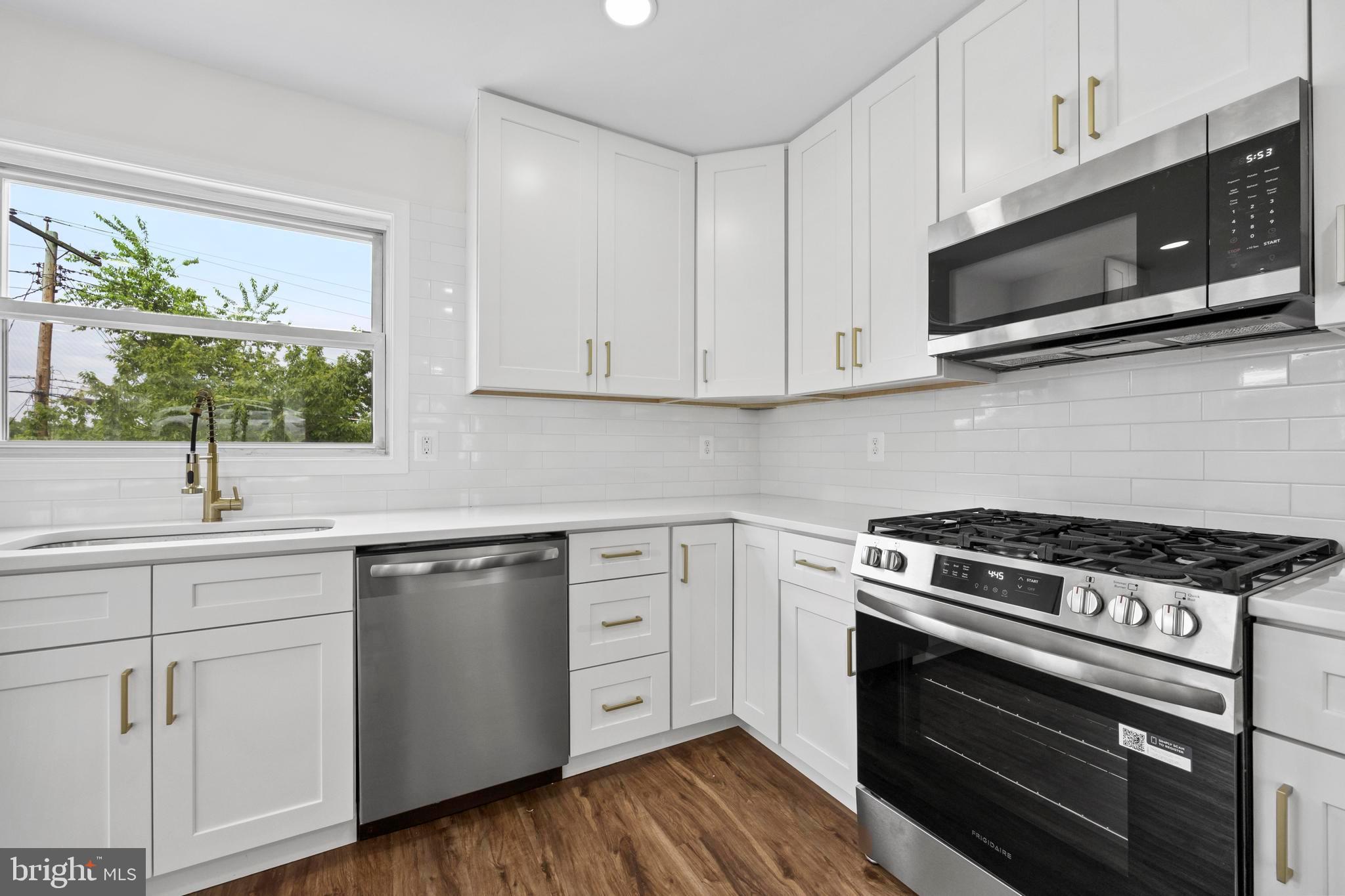WYNNEWOOD - Residential