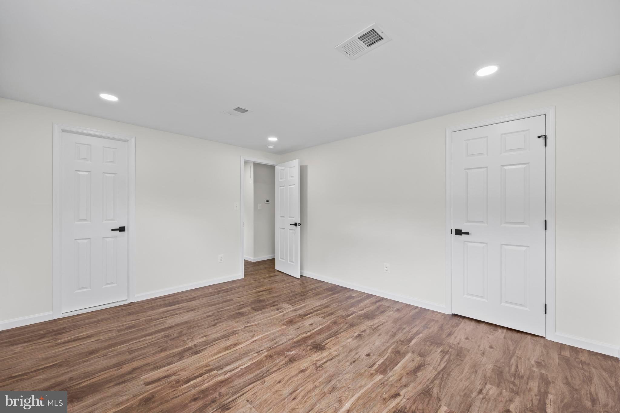 WYNNEWOOD - Residential