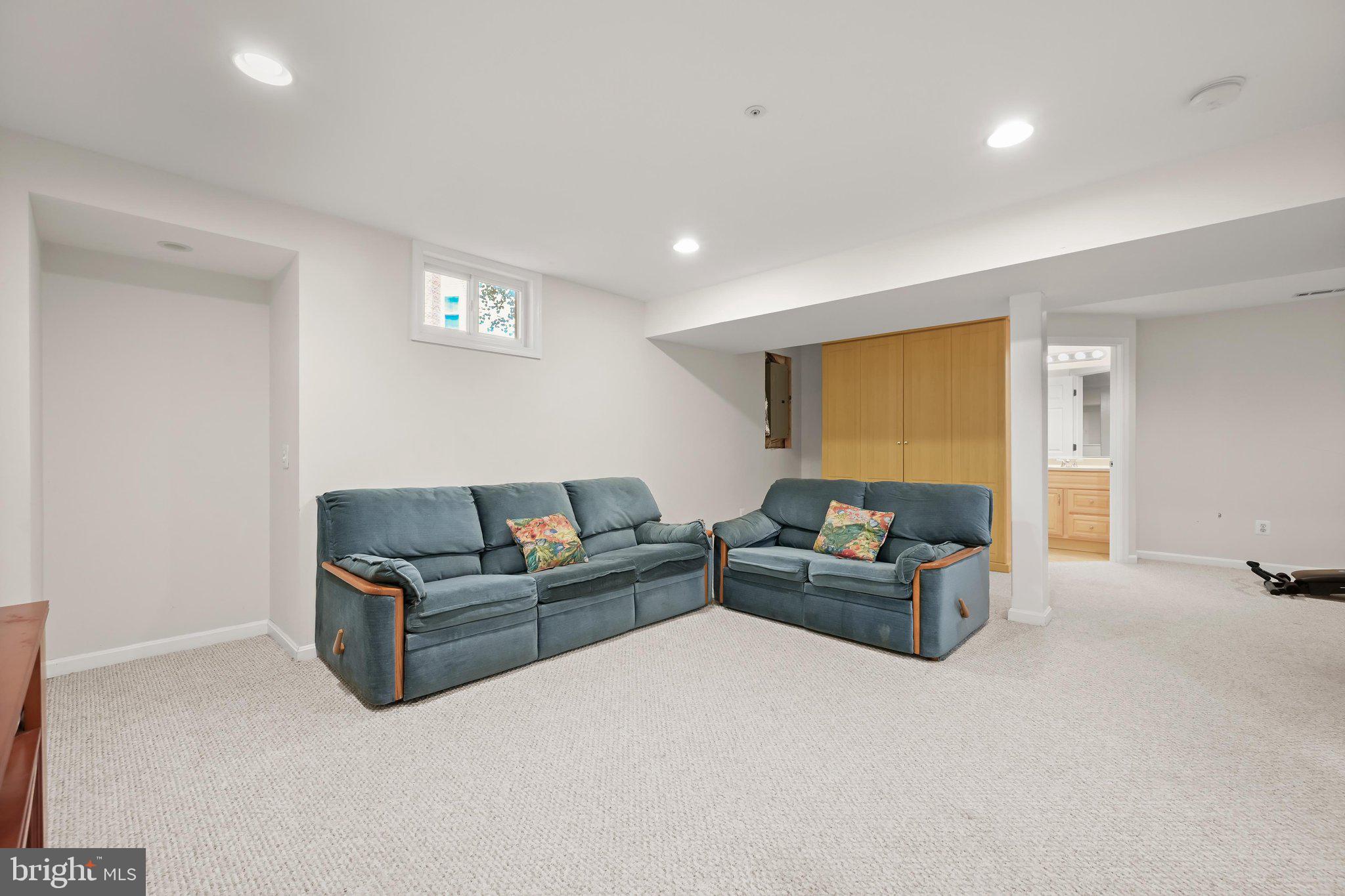 NORTHRIDGE PLAT 18 - Residential