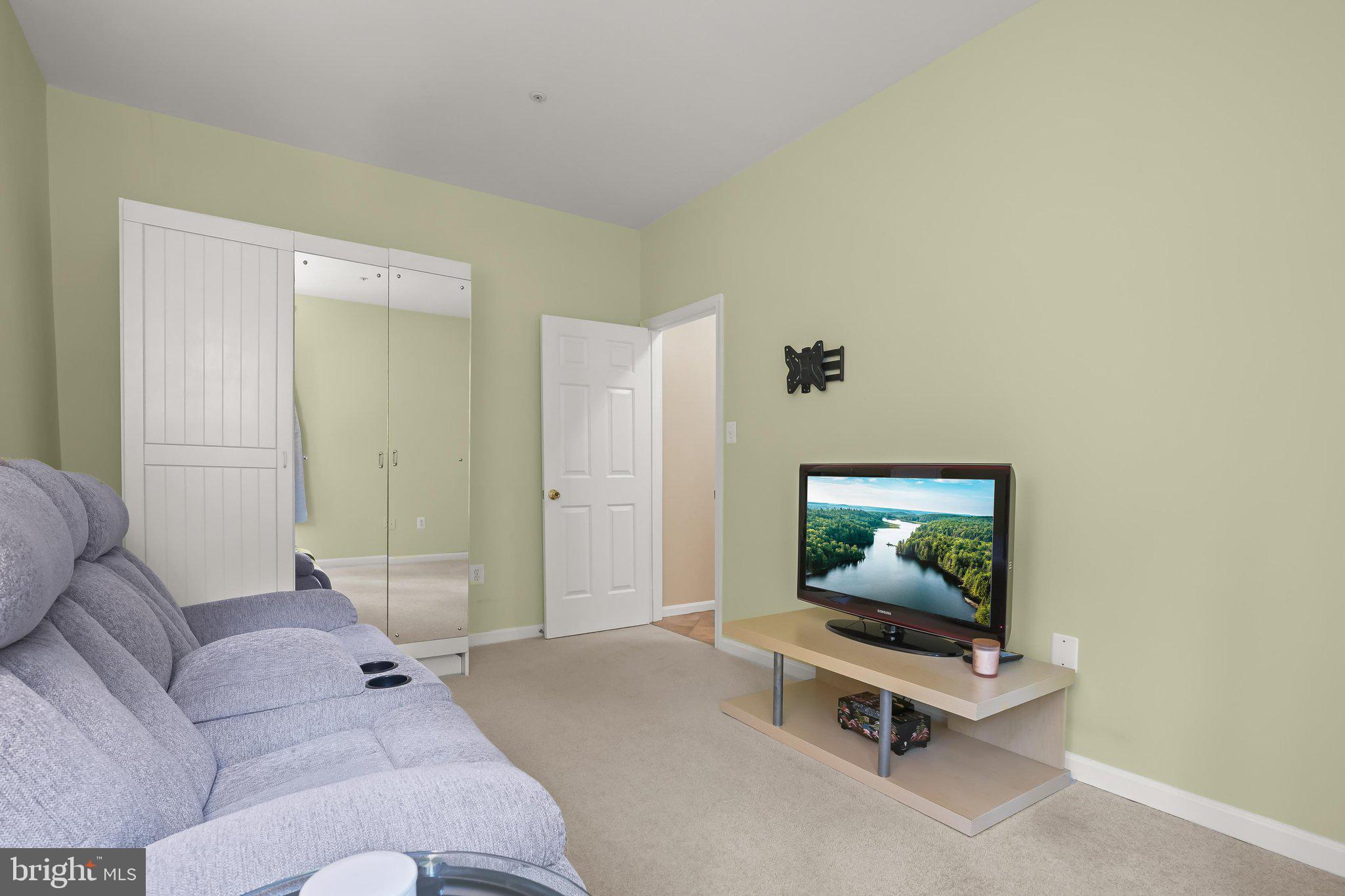 NORTHRIDGE PLAT 18 - Residential