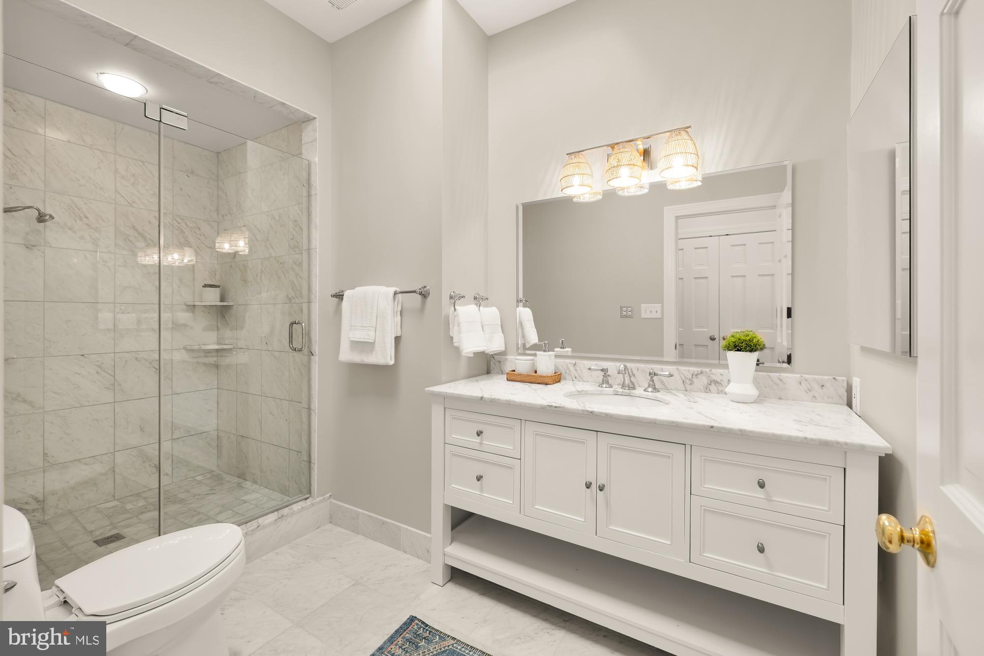 CHEVY CHASE VILLAGE - Residential