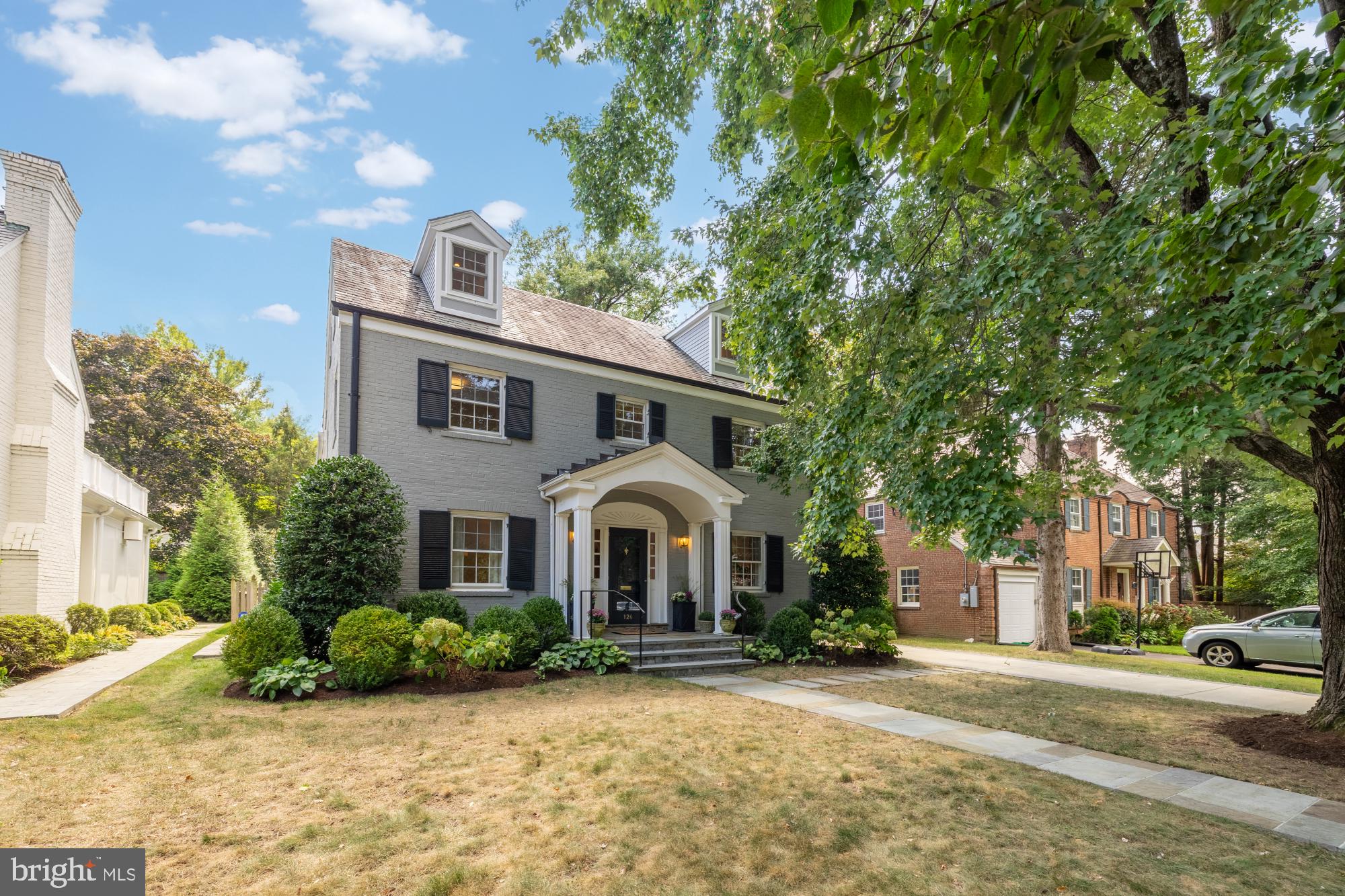 CHEVY CHASE VILLAGE - Residential