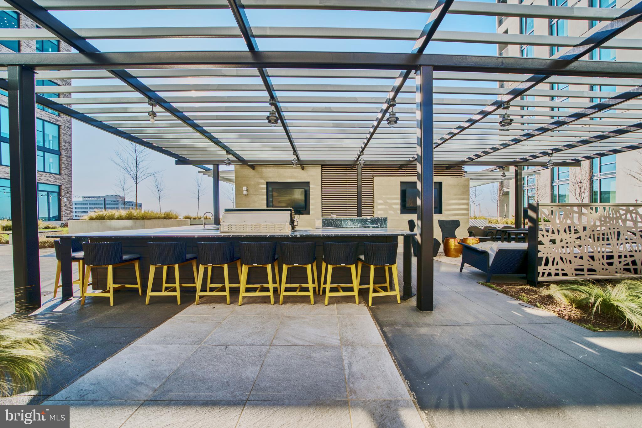 THE BORO TYSONS - Residential