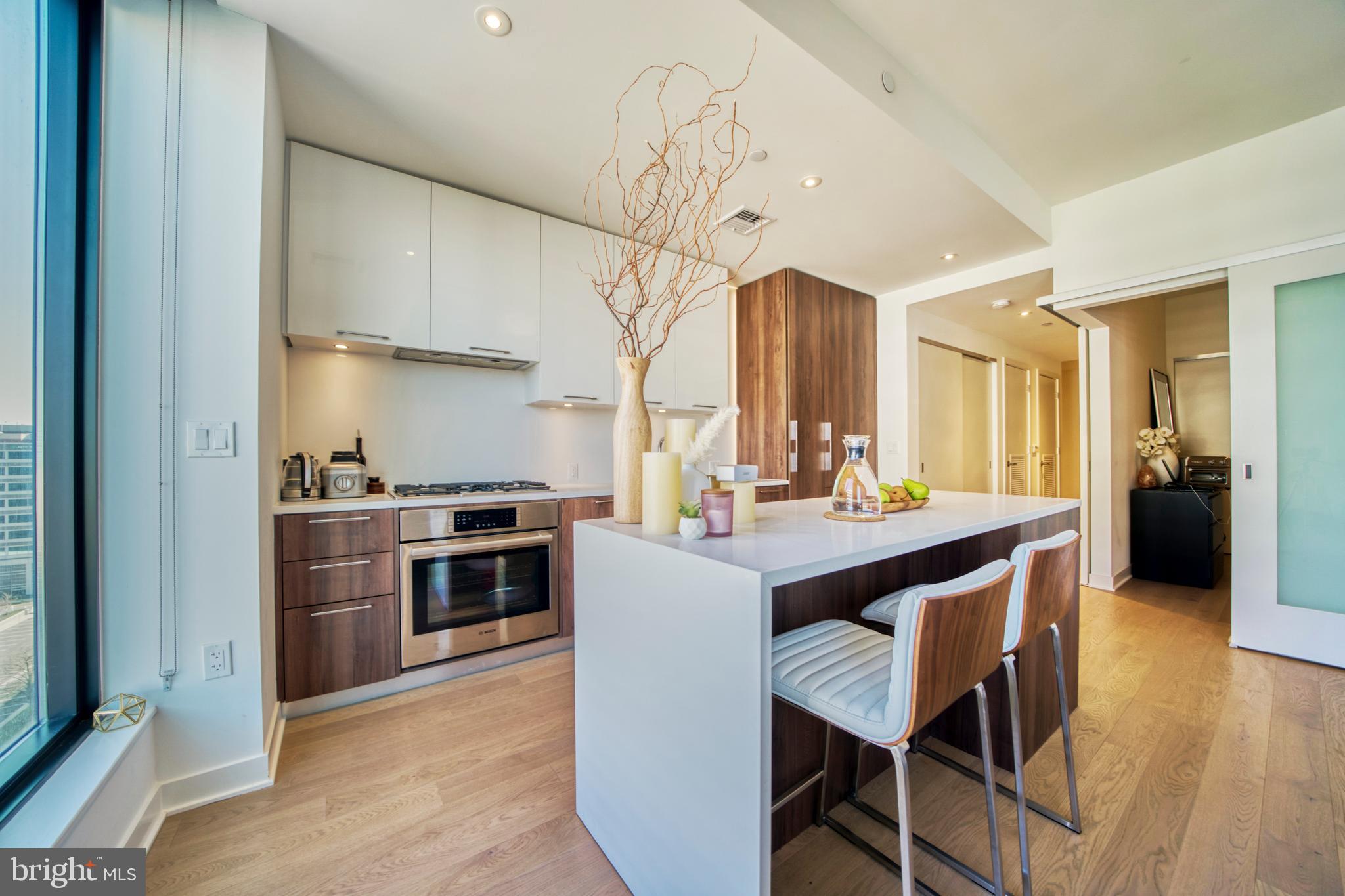 THE BORO TYSONS - Residential