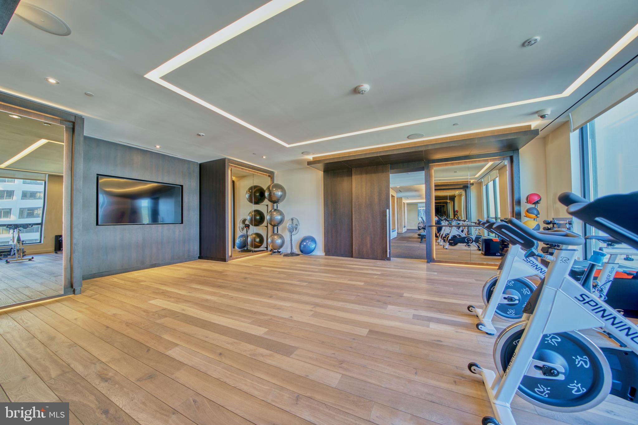 THE BORO TYSONS - Residential
