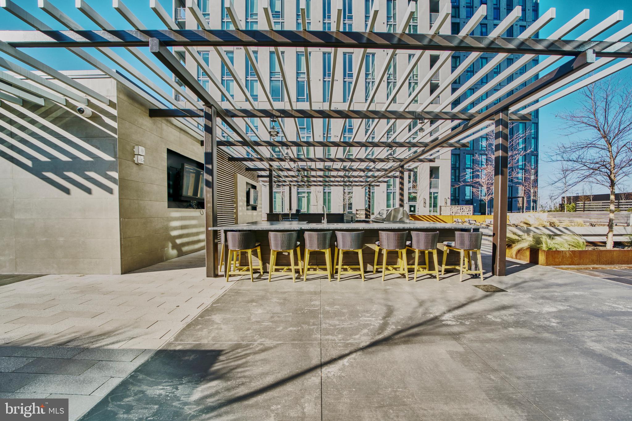 THE BORO TYSONS - Residential