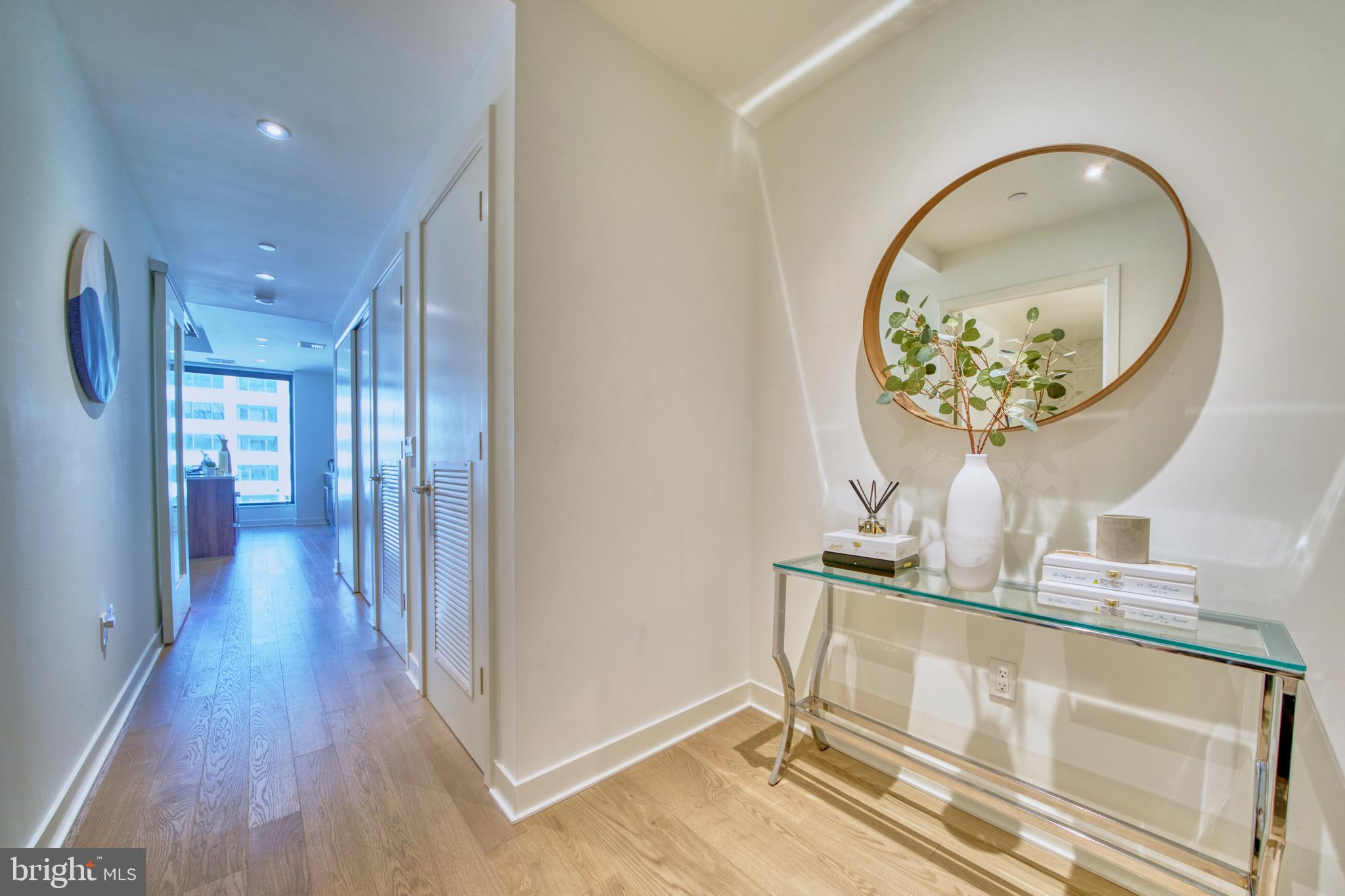 THE BORO TYSONS - Residential